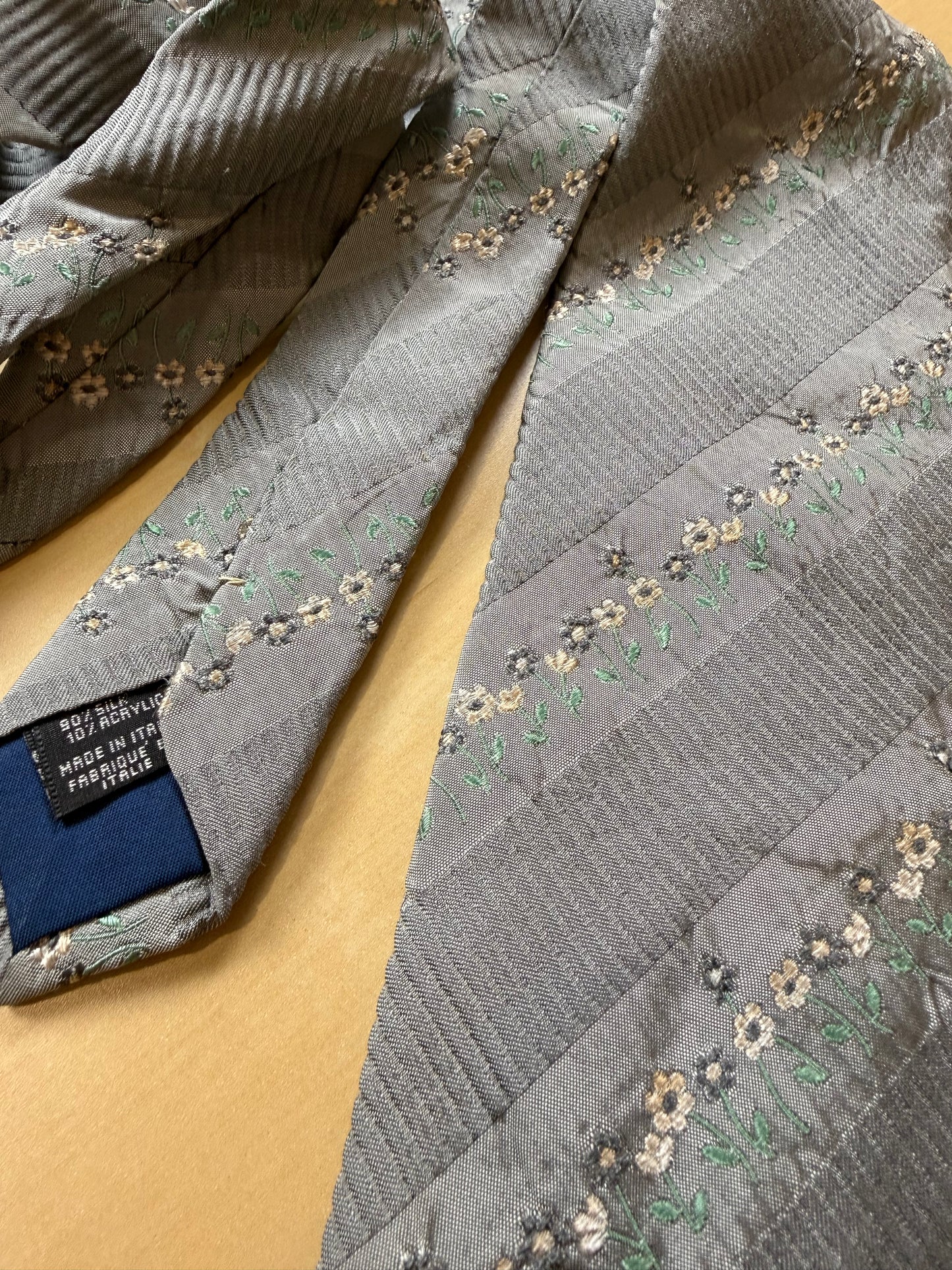 Cravatta Kenzo grigia ricamo floreale