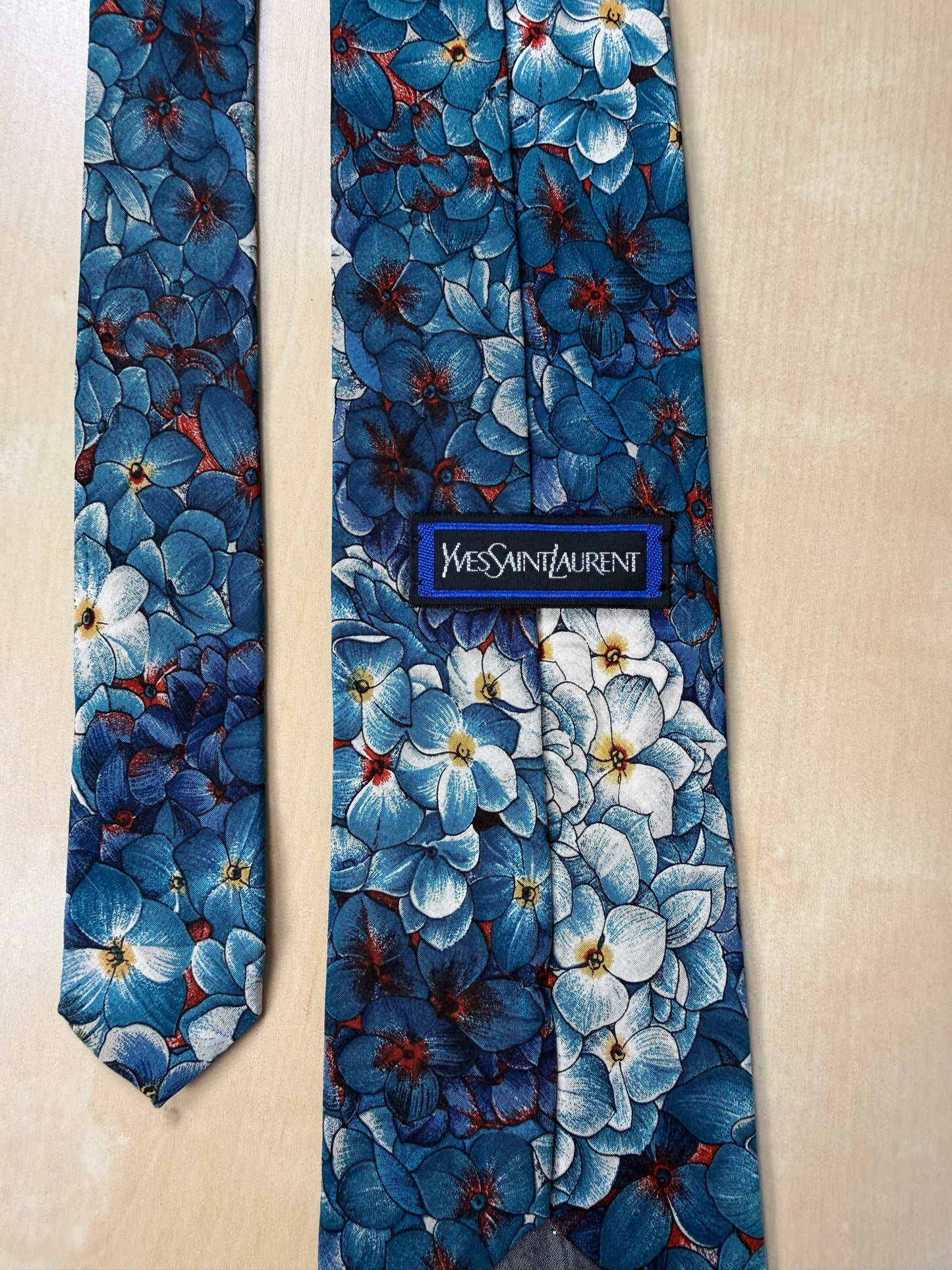 Cravatta Yves Saint Laurent vintage floreale