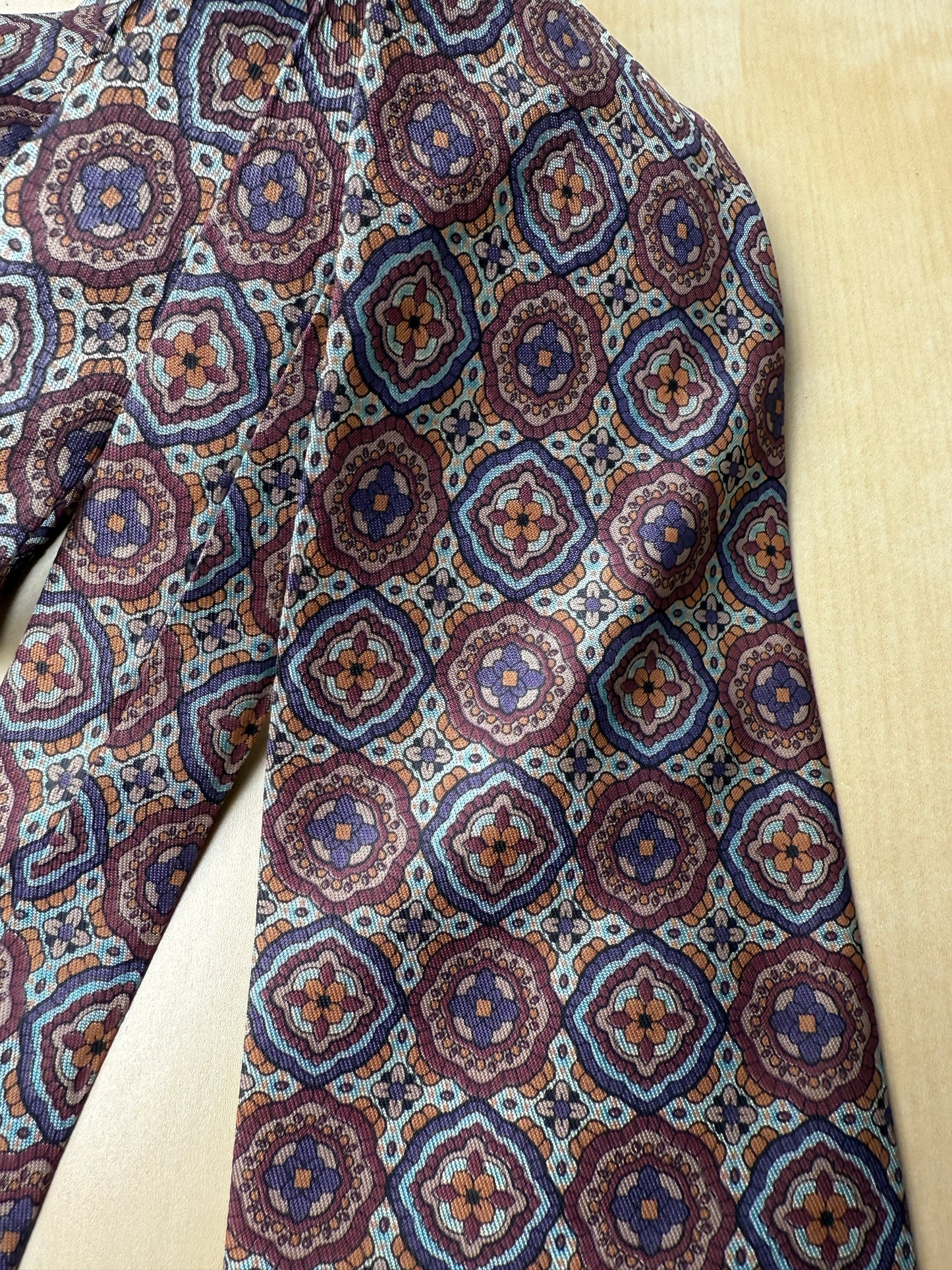 Cravatta fantasia rosette mandala