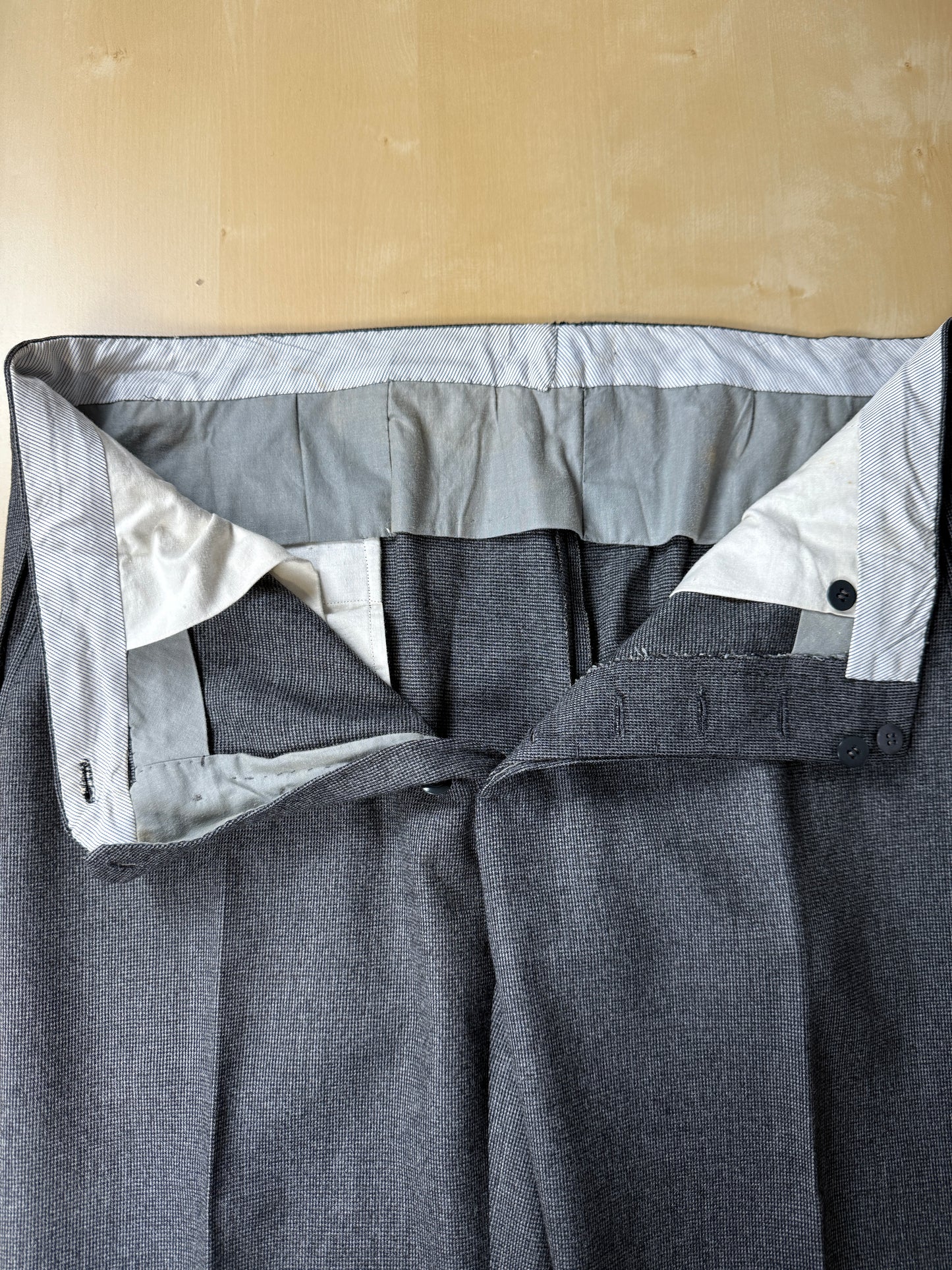 Completo sartoriale flanella grigia anni ‘60/‘70 - tg. 50