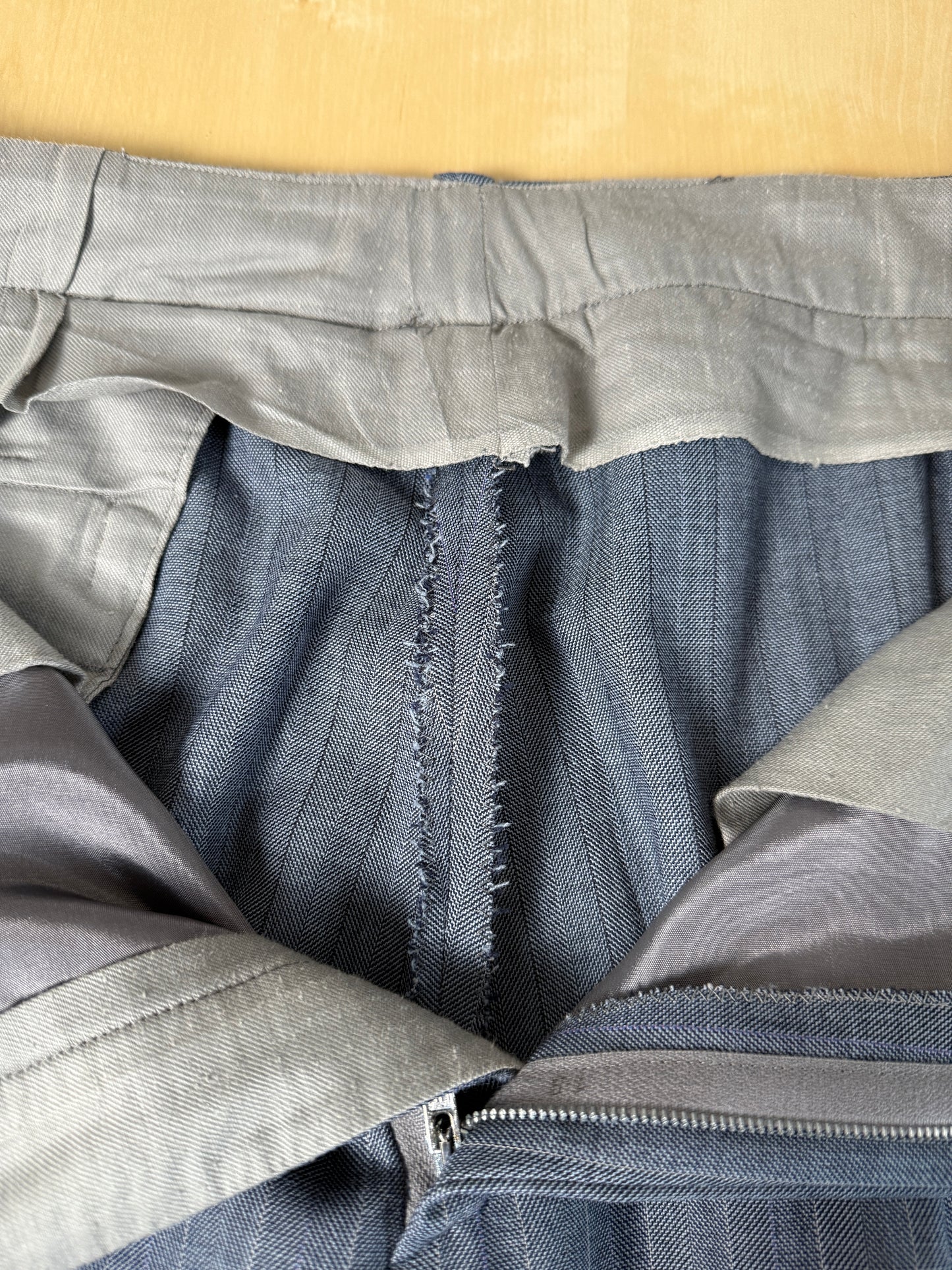 Completo sartoriale anni ‘60/'70 in grisaglia color carta da zucchero gessato - tg. 50/52