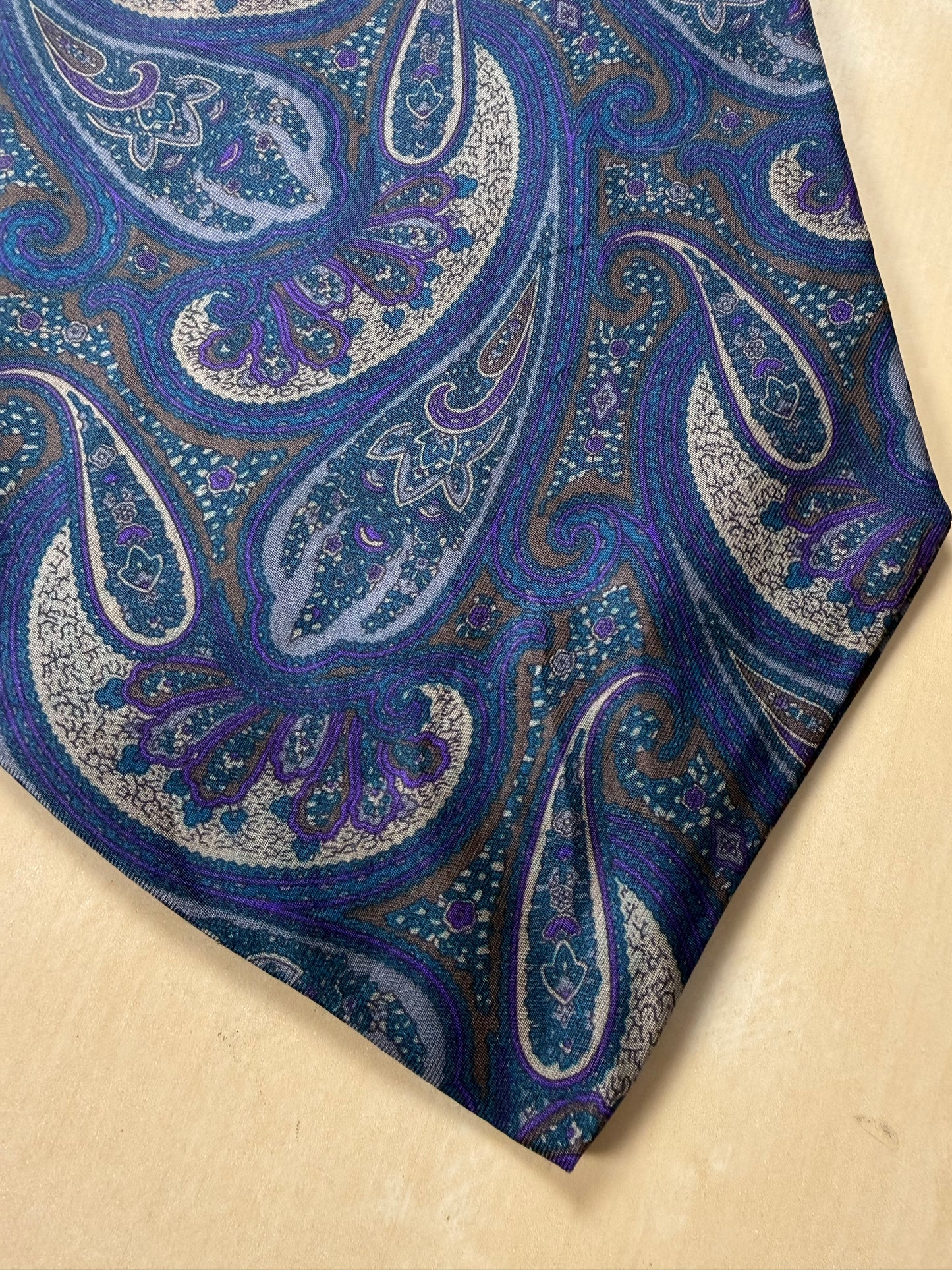 Ascot paisley blu notte
