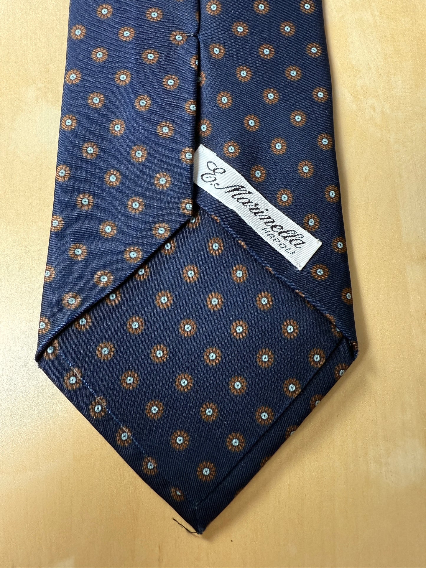 Cravatta Marinella micro fantasia rosette