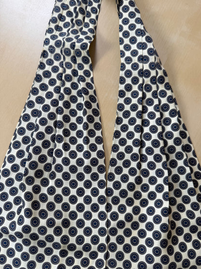 Ascot pala quadrata a frange made in England