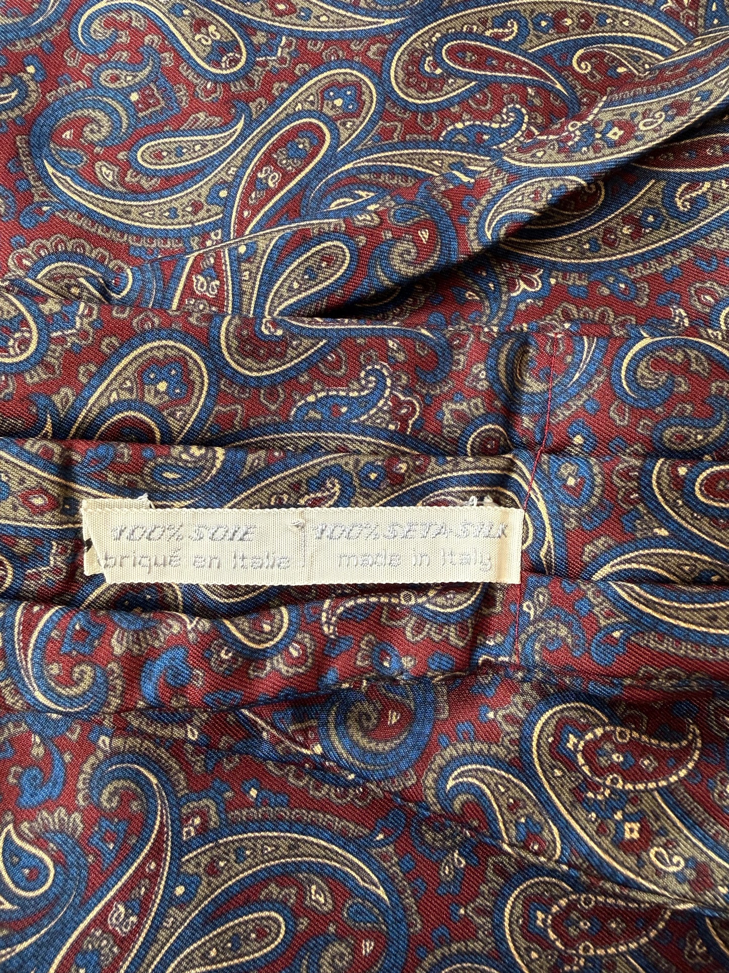 Ascot paisley rosso e blu