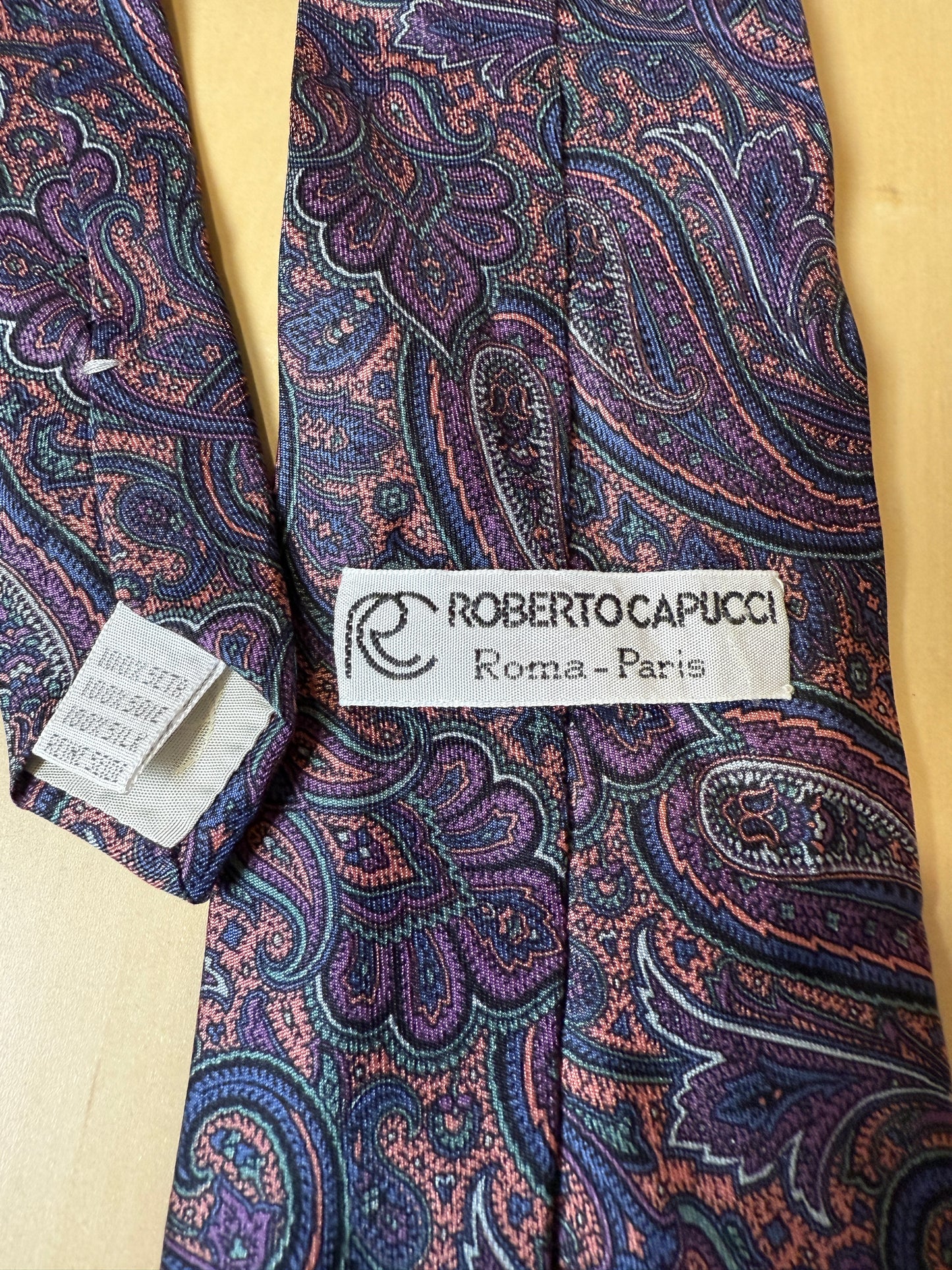 Cravatta paisley viola e lilla