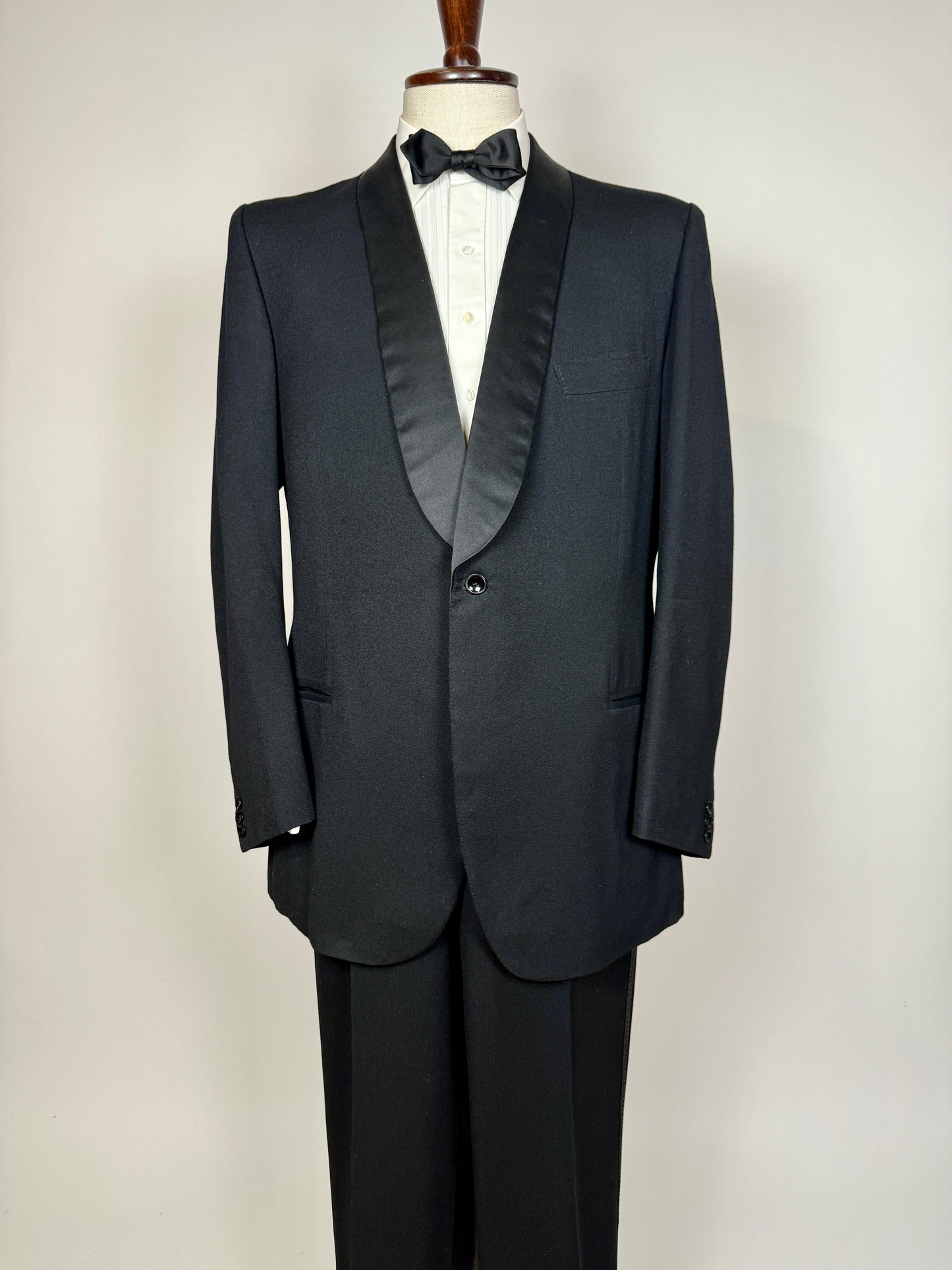 Smoking anni ‘60/‘70 monopetto revers a scialle - tg. 54/56 lunga