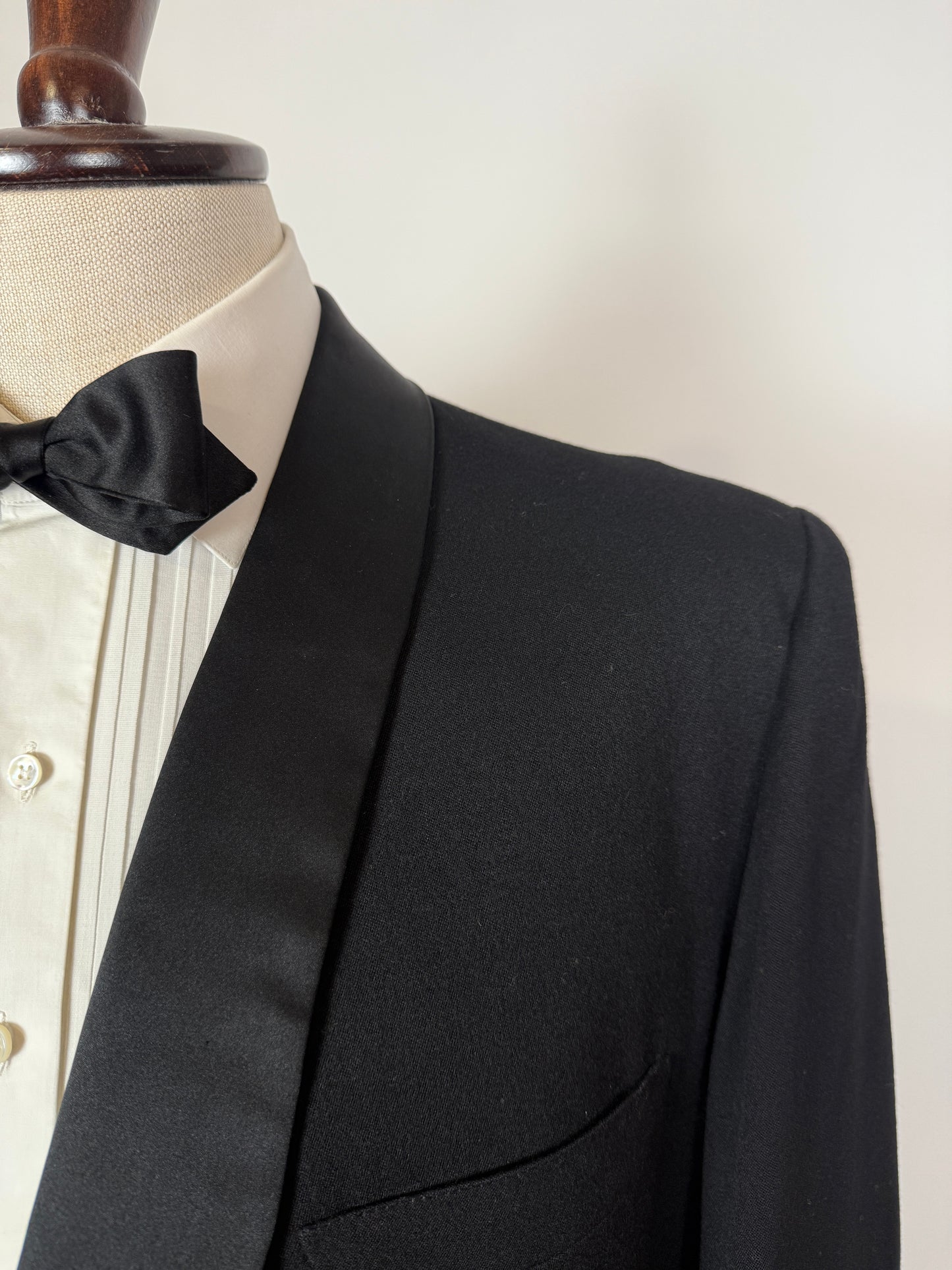 Smoking anni ‘60/‘70 monopetto revers a scialle - tg. 54/56 lunga