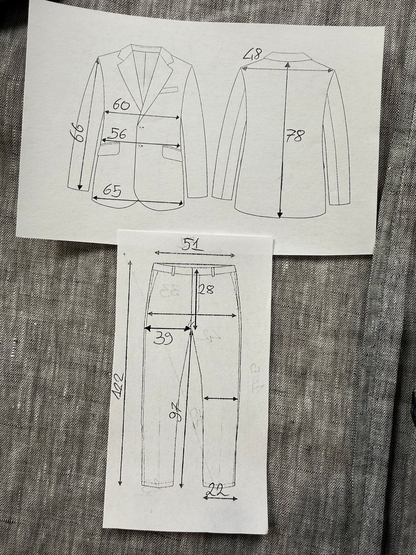 Completo in lino grigio chiaro (nuovo) - tg. 54/56
