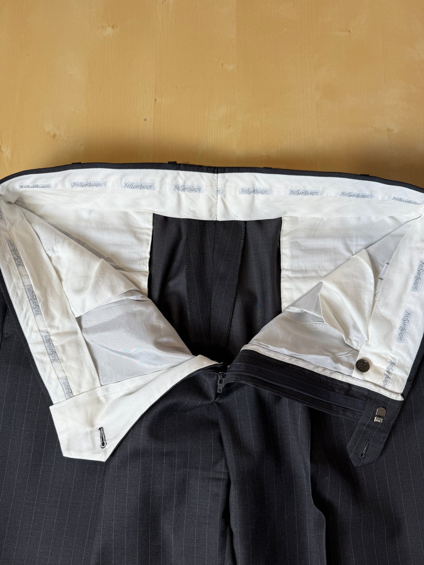 Completo Yves Saint Laurent anni ‘90 grigio gessato - tg. 54/56