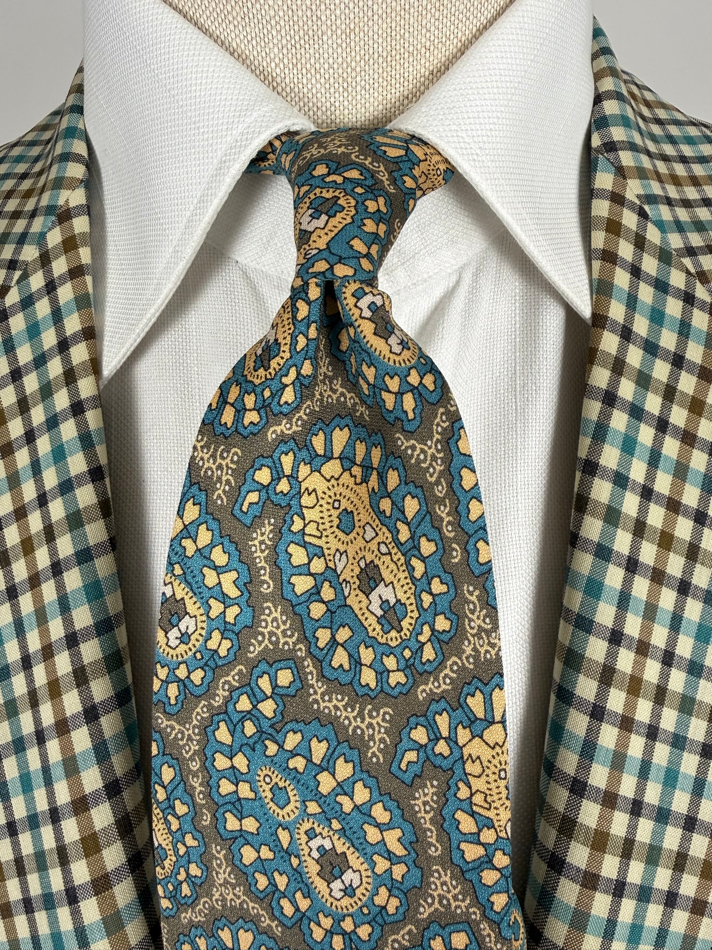 Cravatta Giorgio Armani vintage crêpe paisley