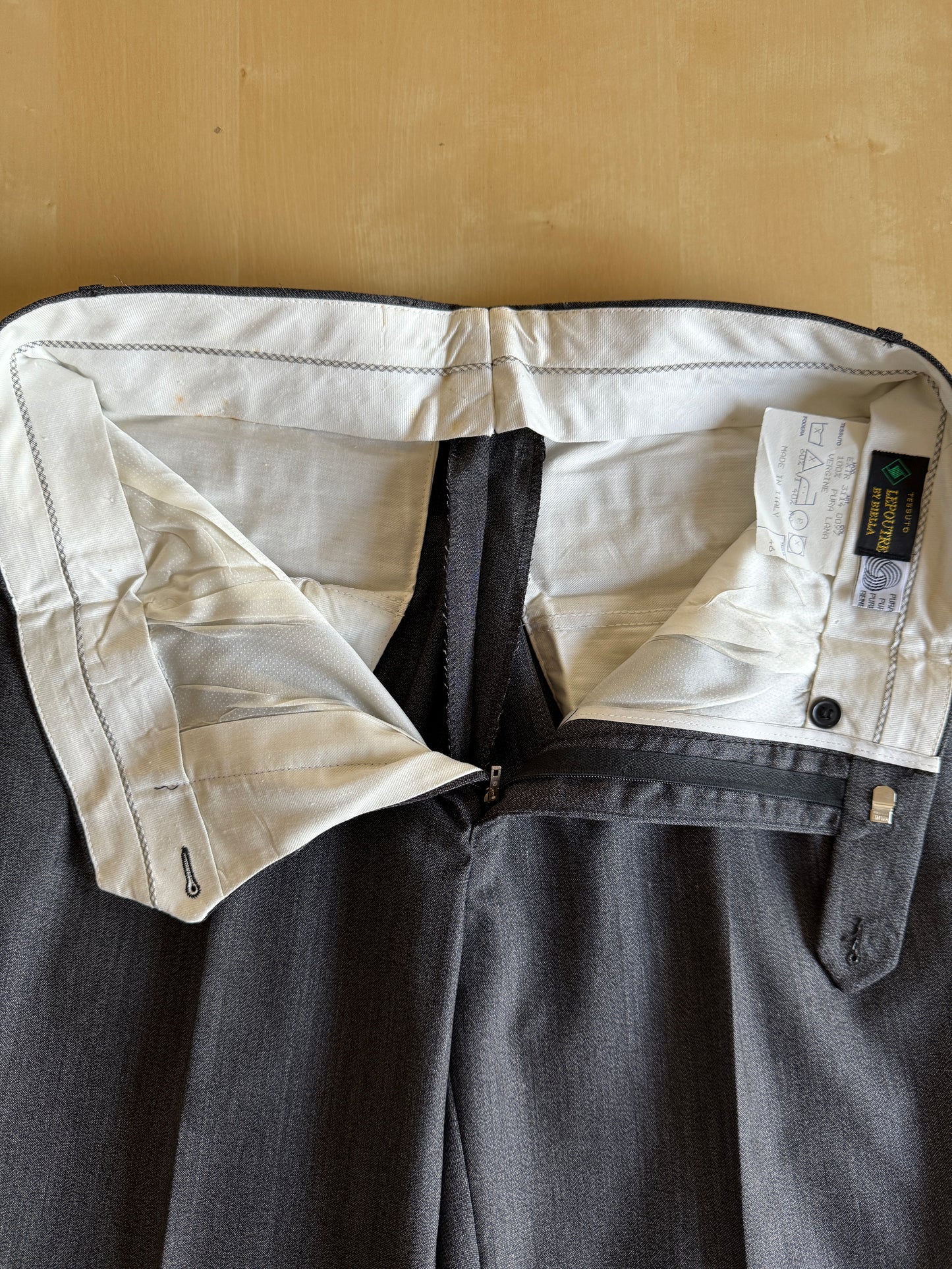 Pantaloni anni ‘80 in fresco lana grigio mélange (NOS) - tg. 46