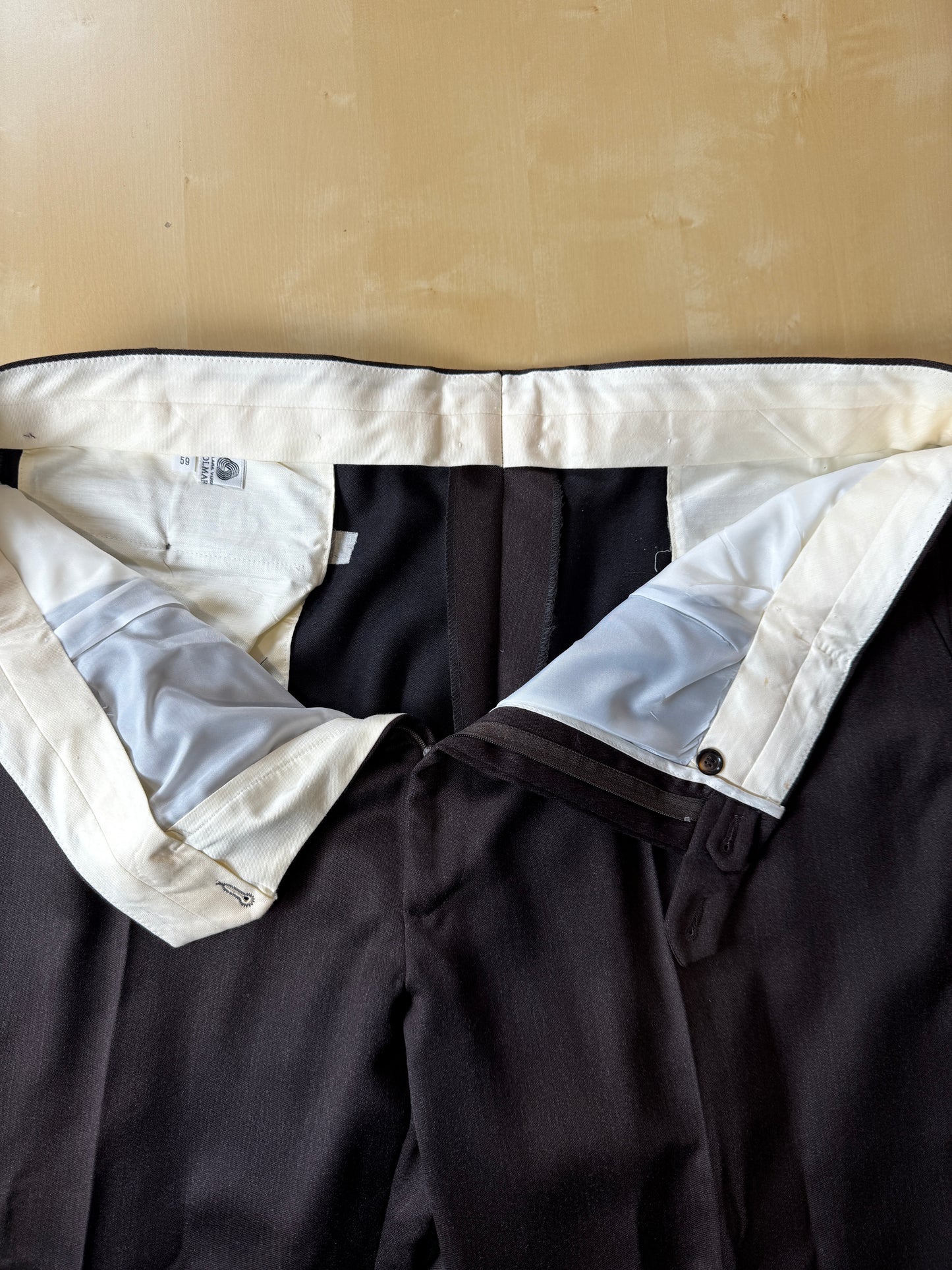 Completo anni ‘90 in flanella marrone (NOS) - tg. 58/60 drop basso