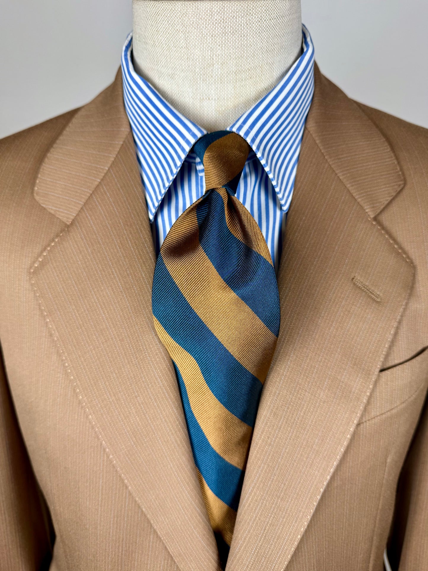 Cravatta Valentino righe blu e marrone