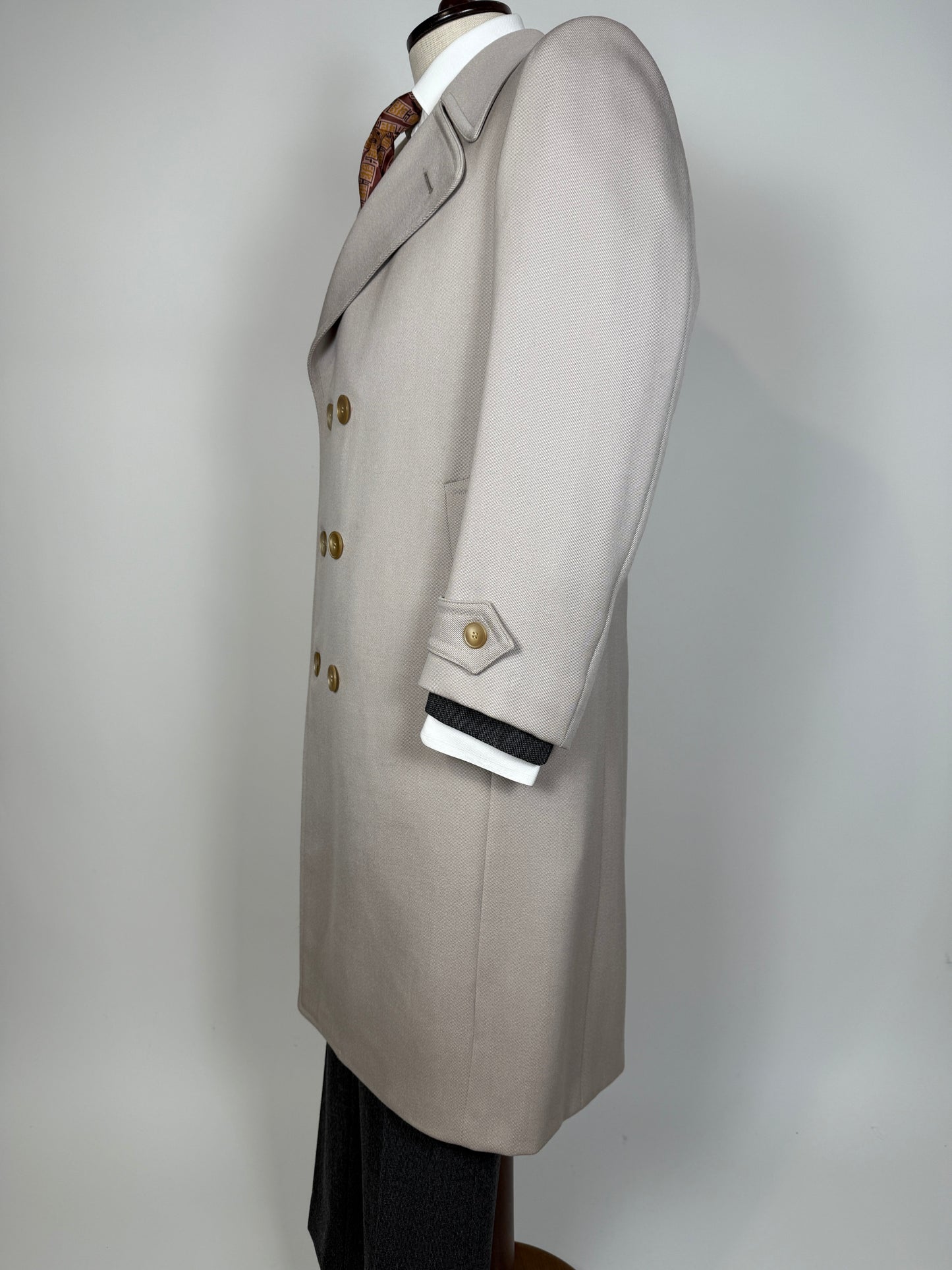 Cappotto doppiopetto anni ‘70 in twill di lana color avorio - tg. 46-48