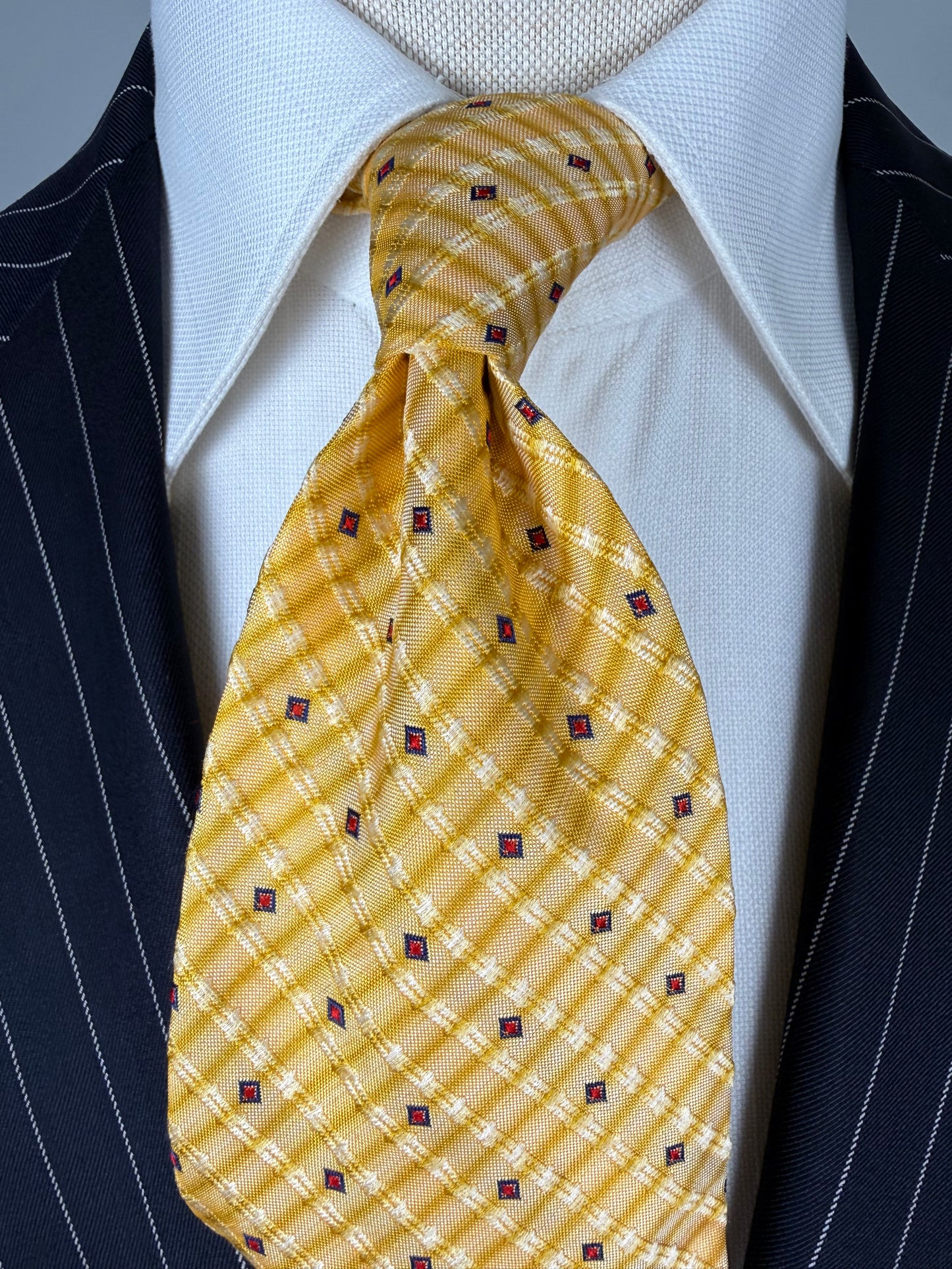Cravatta Valentino giallo seersucker