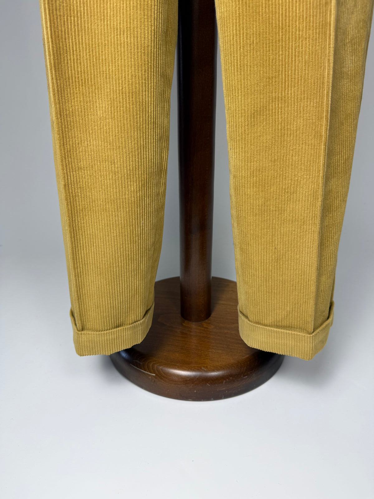 Pantaloni De Paz velluto a coste senape - tg. 50