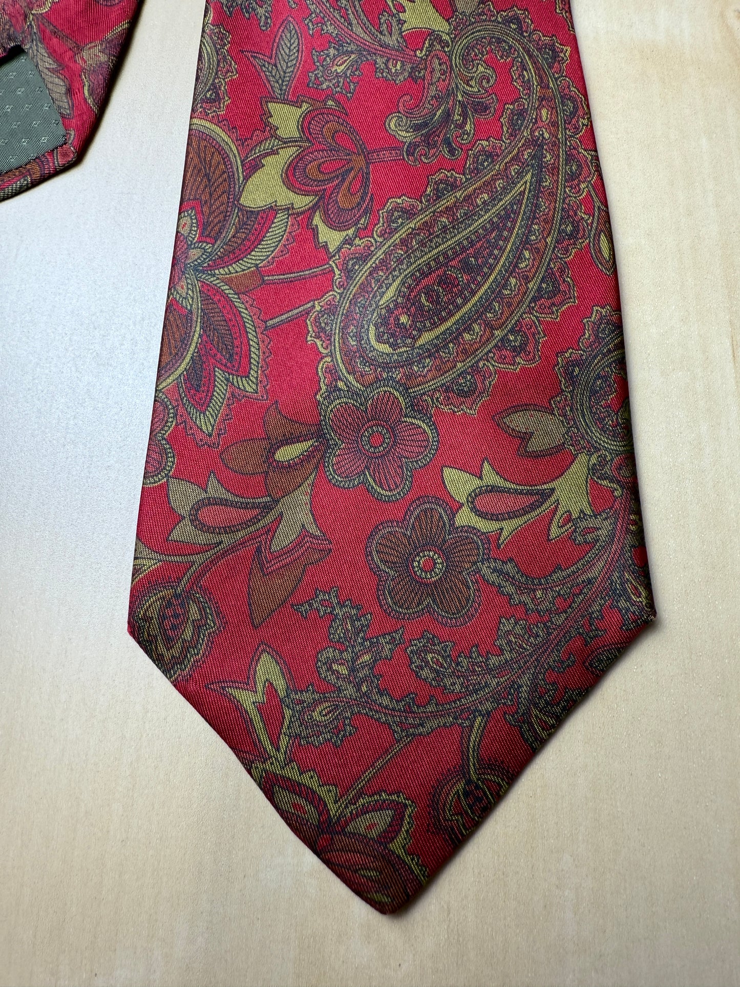 Cravatta vintage paisley rosso