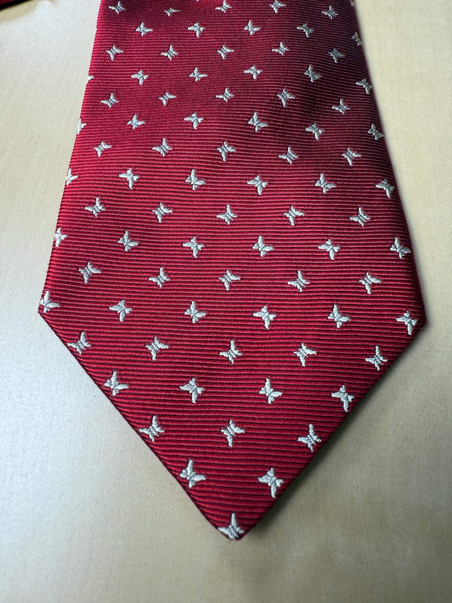 Cravatta Salvatore Ferragamo per Arma dei Carabinieri rossa micro fantasia