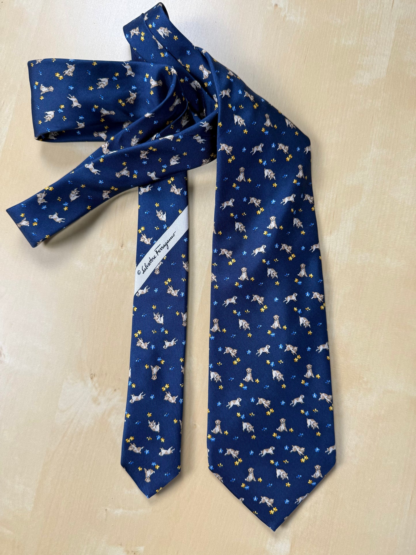 Cravatta Ferragamo blu con cani