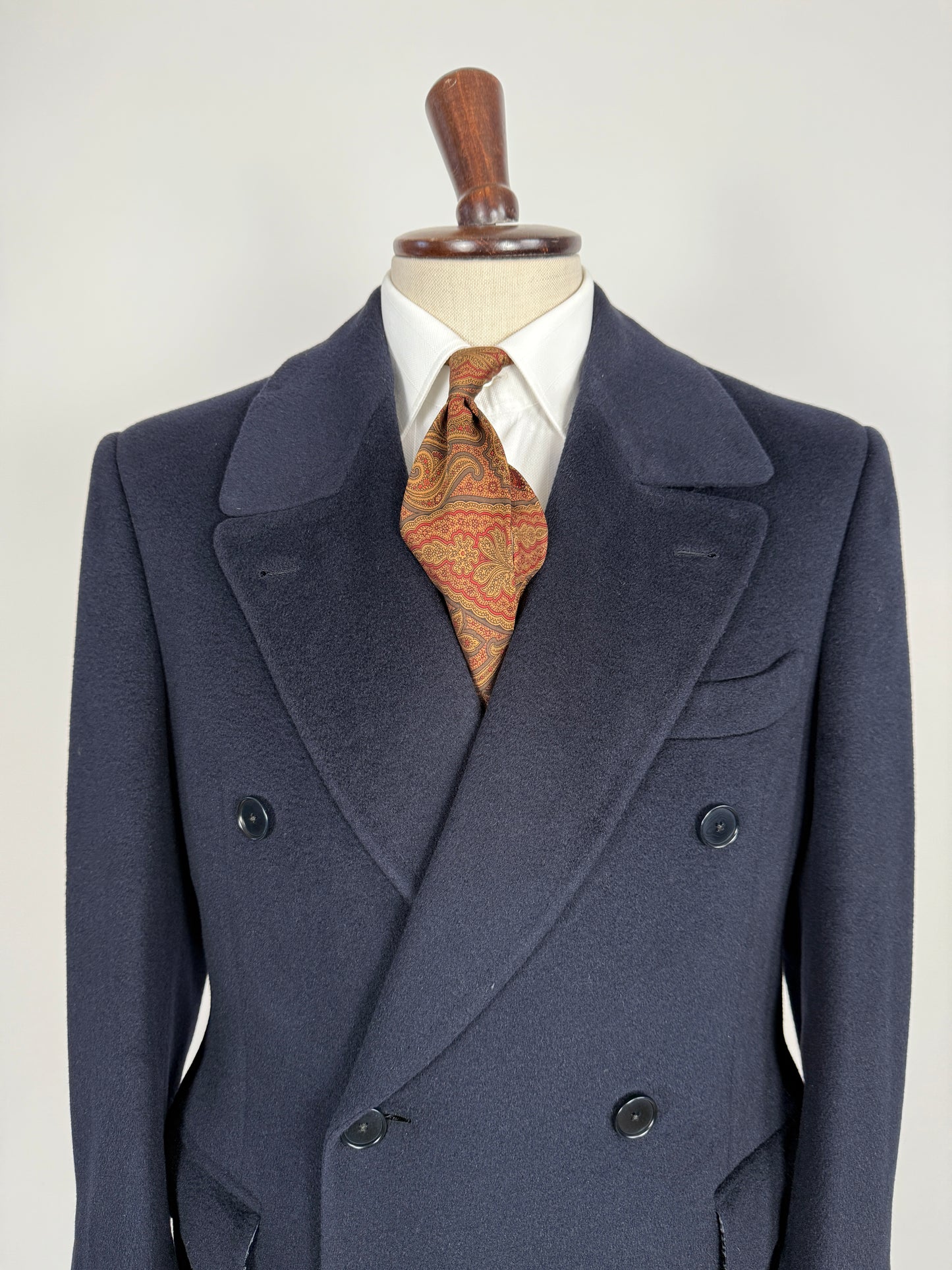 Cappotto in puro cammello blu con soffietto e martingala - tg. 48-52