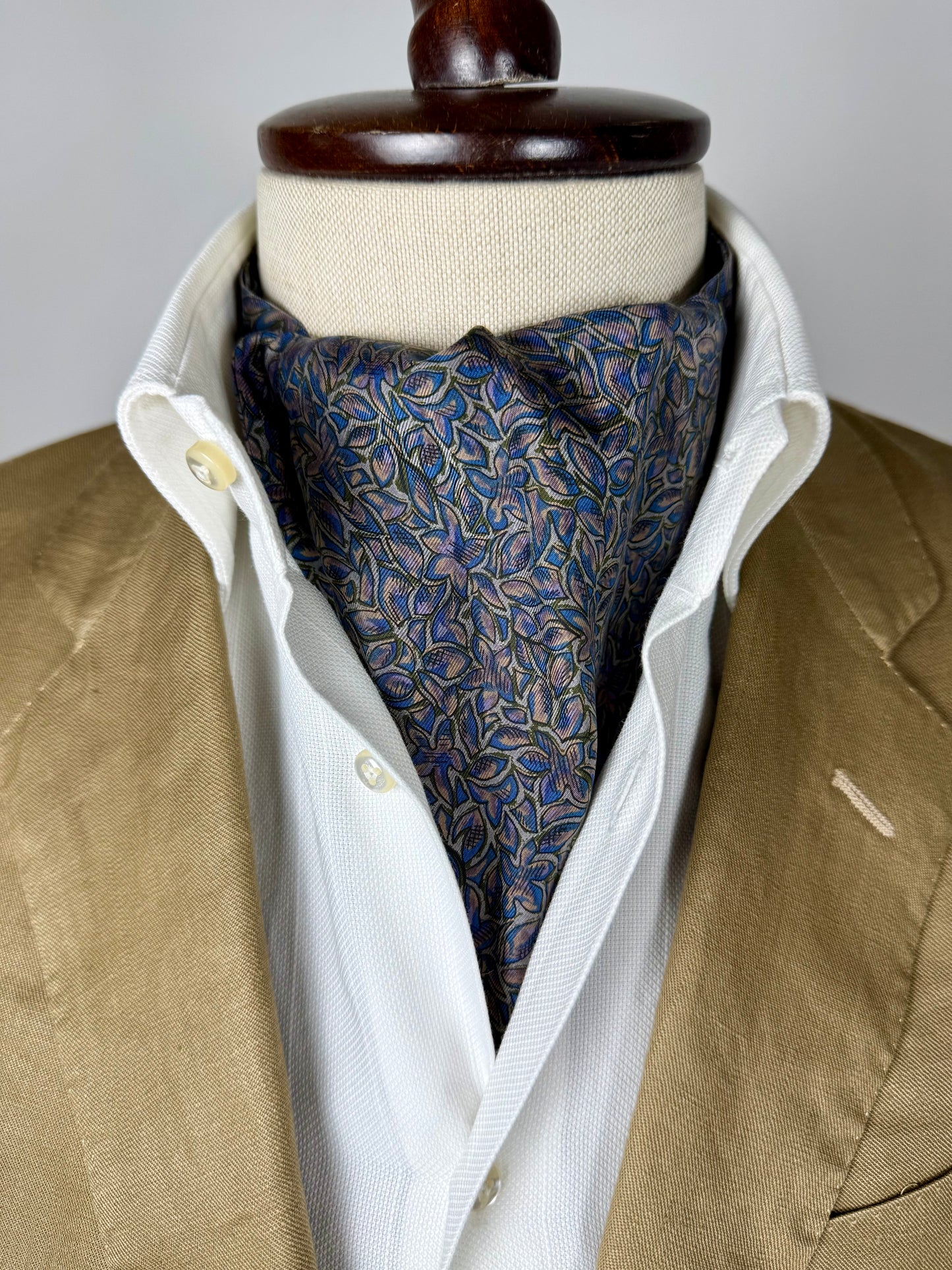 Ascot floreale lilla