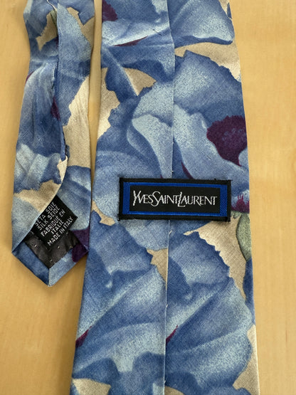 Cravatta Yves Saint Laurent floreale azzurro