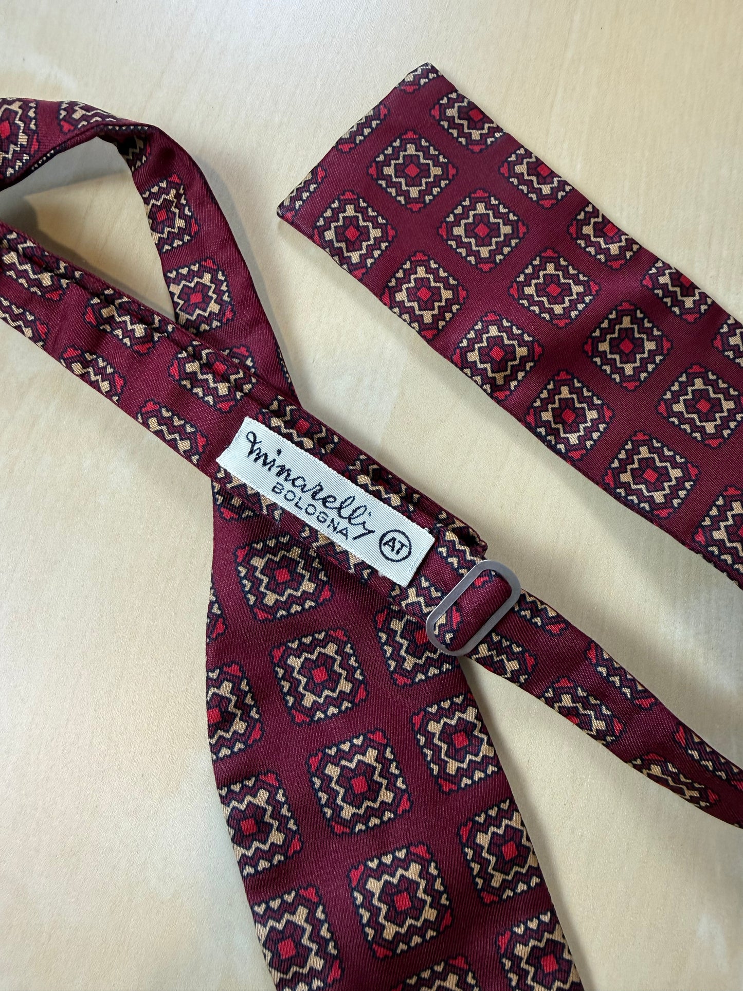 Papillon vintage bordeaux micro fantasia