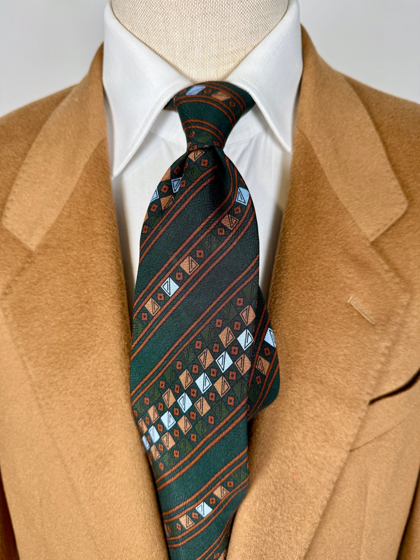 Cravatta Valentino anni ‘70 geometrica jacquard