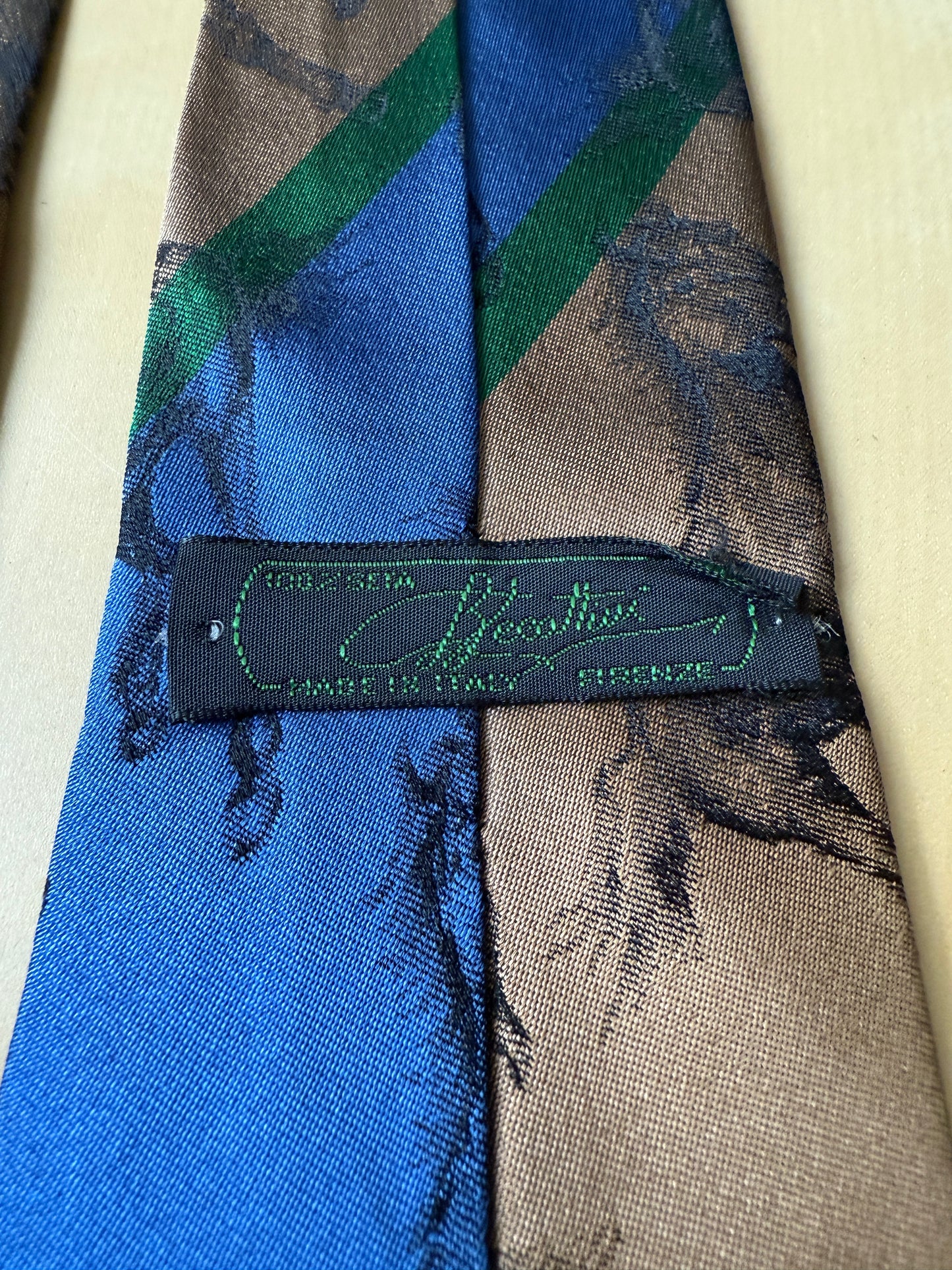 Cravatta vintage con cavalli neri jacquard