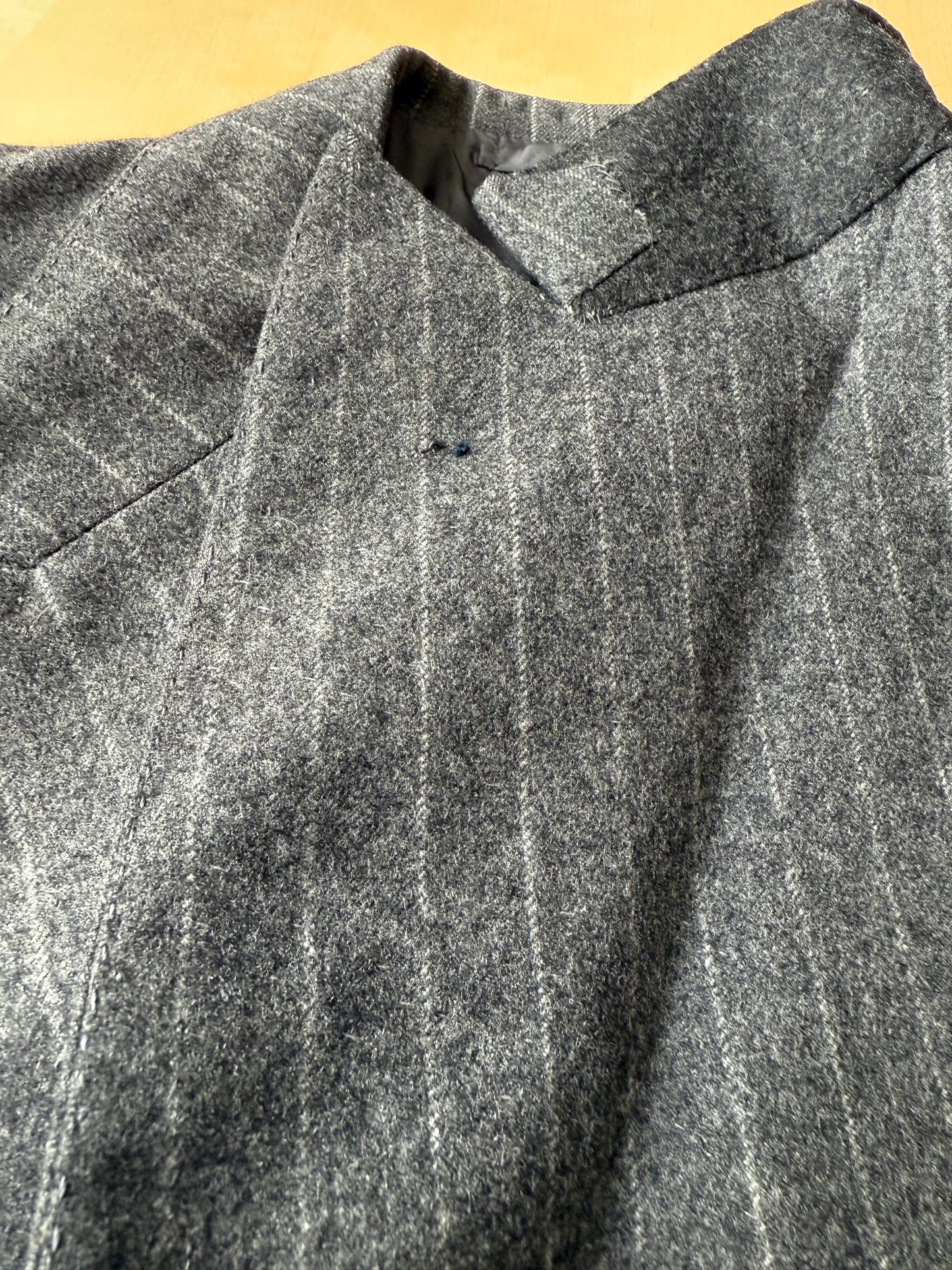 Completo doppiopetto sartoriale anni ‘70 in flanella grigio gessato - tg. 50/52 drop basso