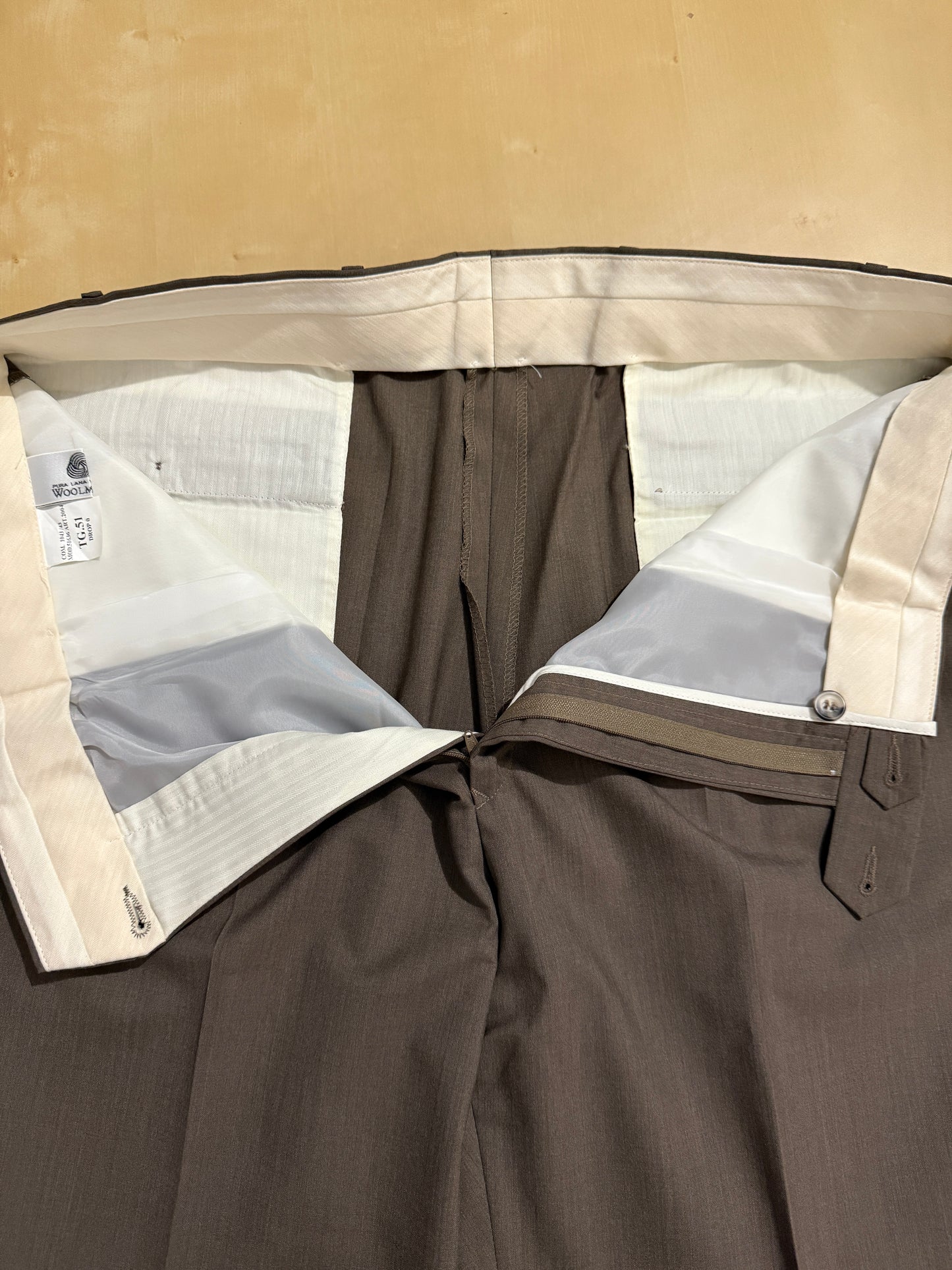 Pantalone anni ‘90 fresco lana marrone cacao (NOS) - tg. 56