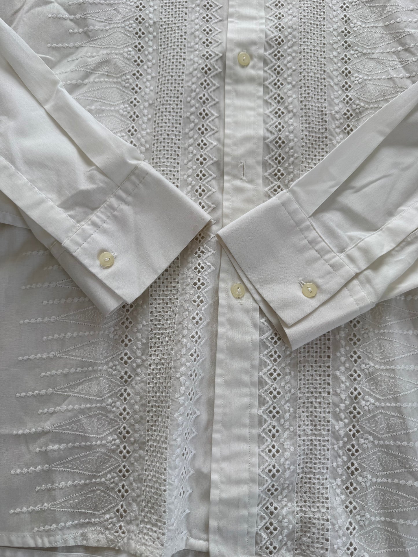 Camicia anni ‘70 con ricami traforati - XS/S collo 38