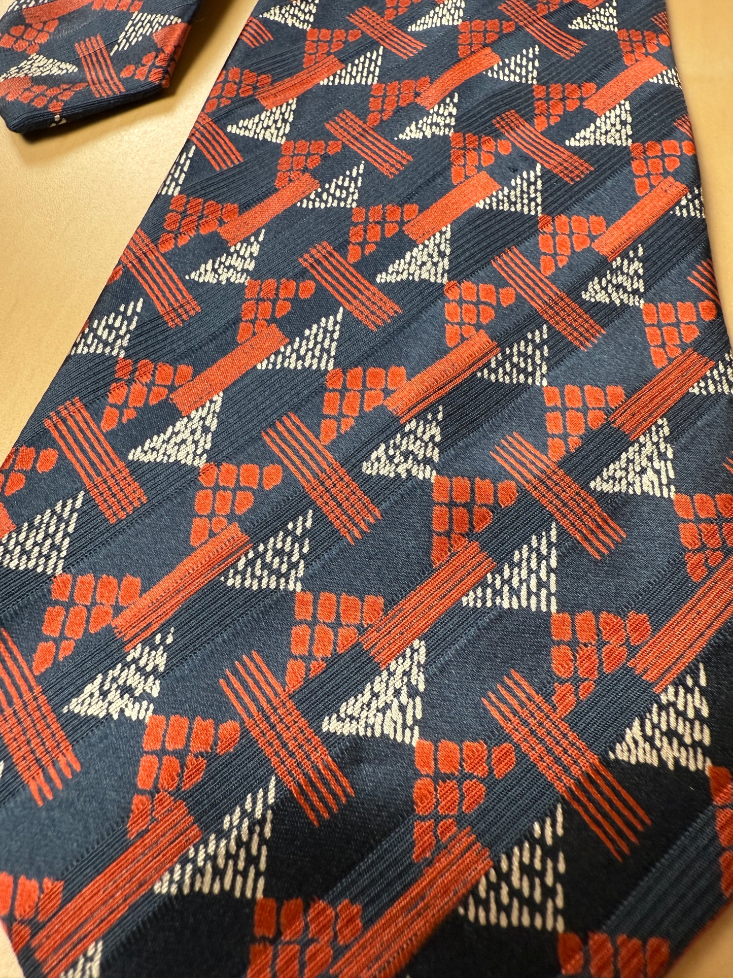 Cravatta Yves Saint Laurent anni ‘70 optical