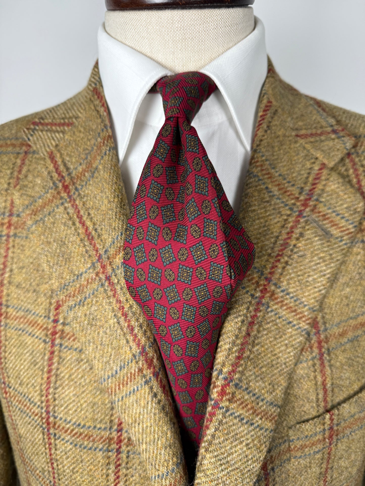 Cravatta Balenciaga in seta cannettata rosso fantasia