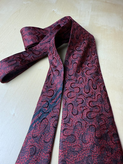 Cravatta Valentino nero e rosso jacquard