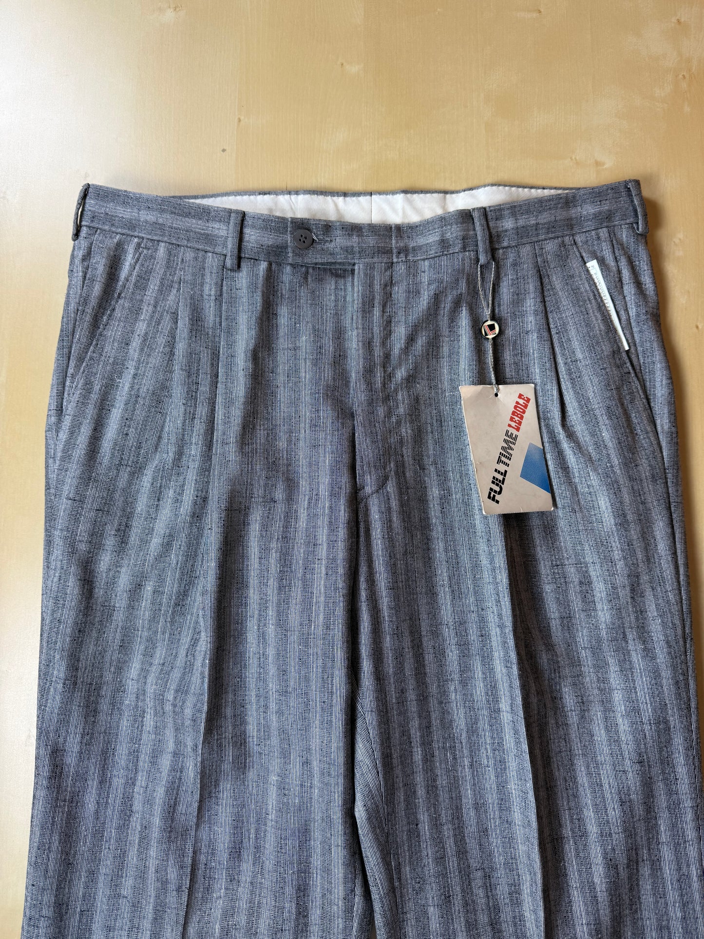 Pantaloni anni '80 grigio chiaro misto lana viscosa e seta (NOS) - tg. 50