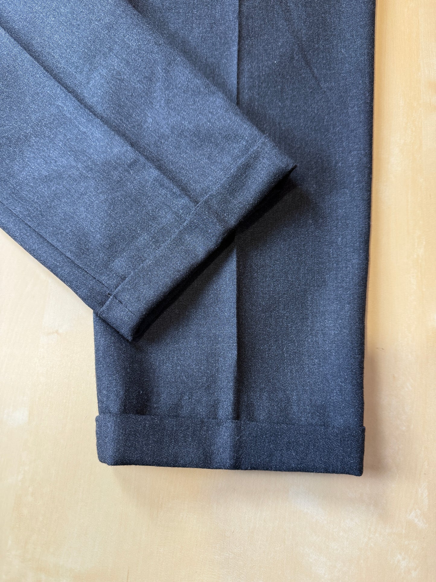 Completo Missoni anni ‘90 in flanella grigio antracite - tg. 48/50