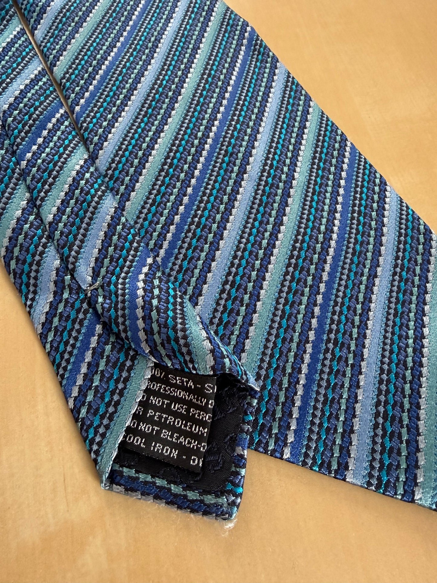 Cravatta Missoni fantasia striata blu