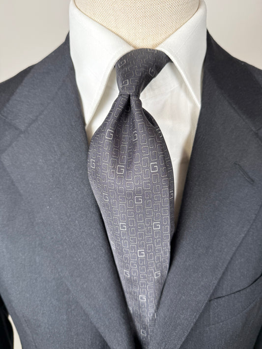 Cravatta Gucci fantasia geometrica G (nuova)