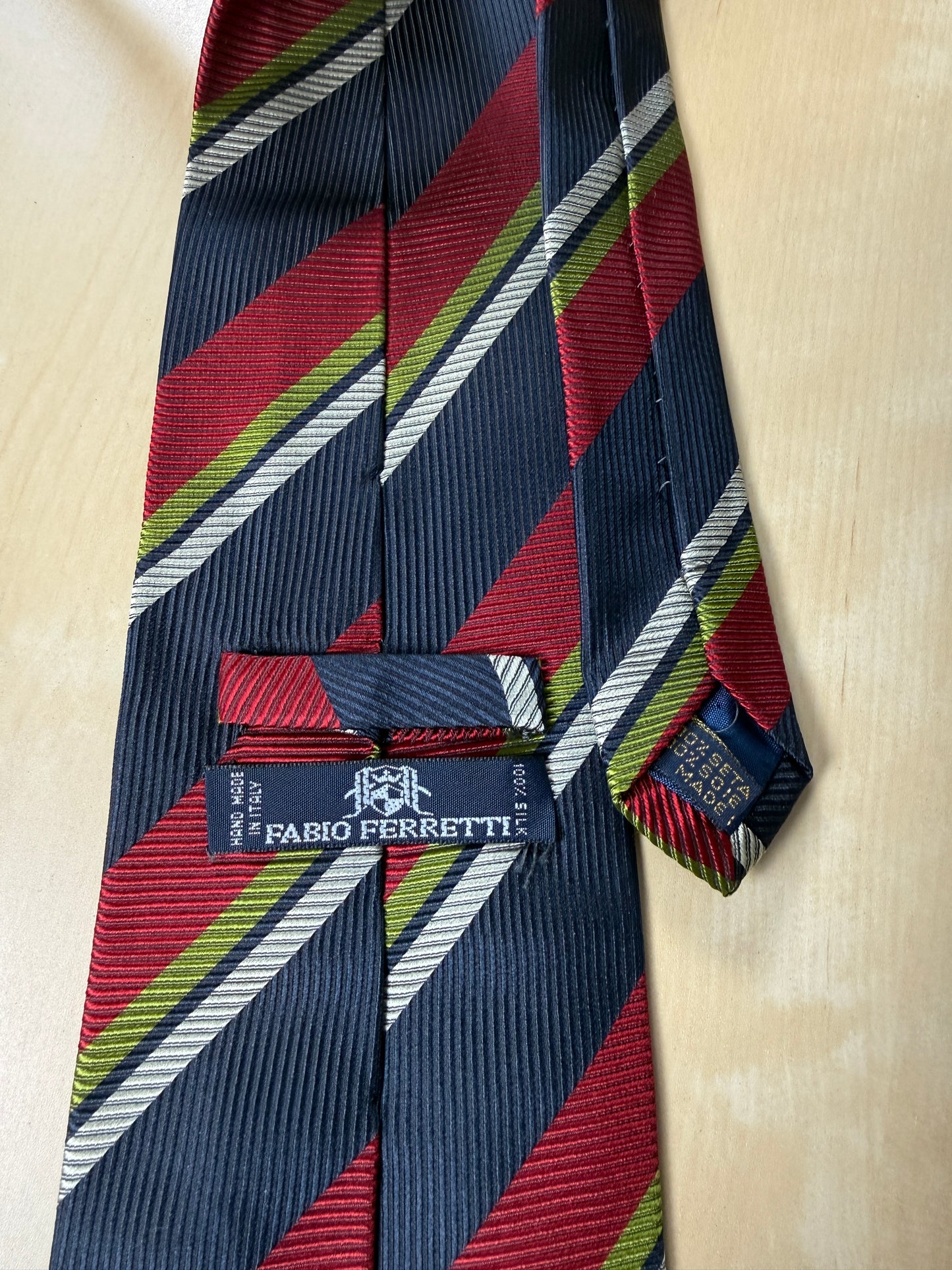 Cravatta regimental cannettata blu rossa e verde