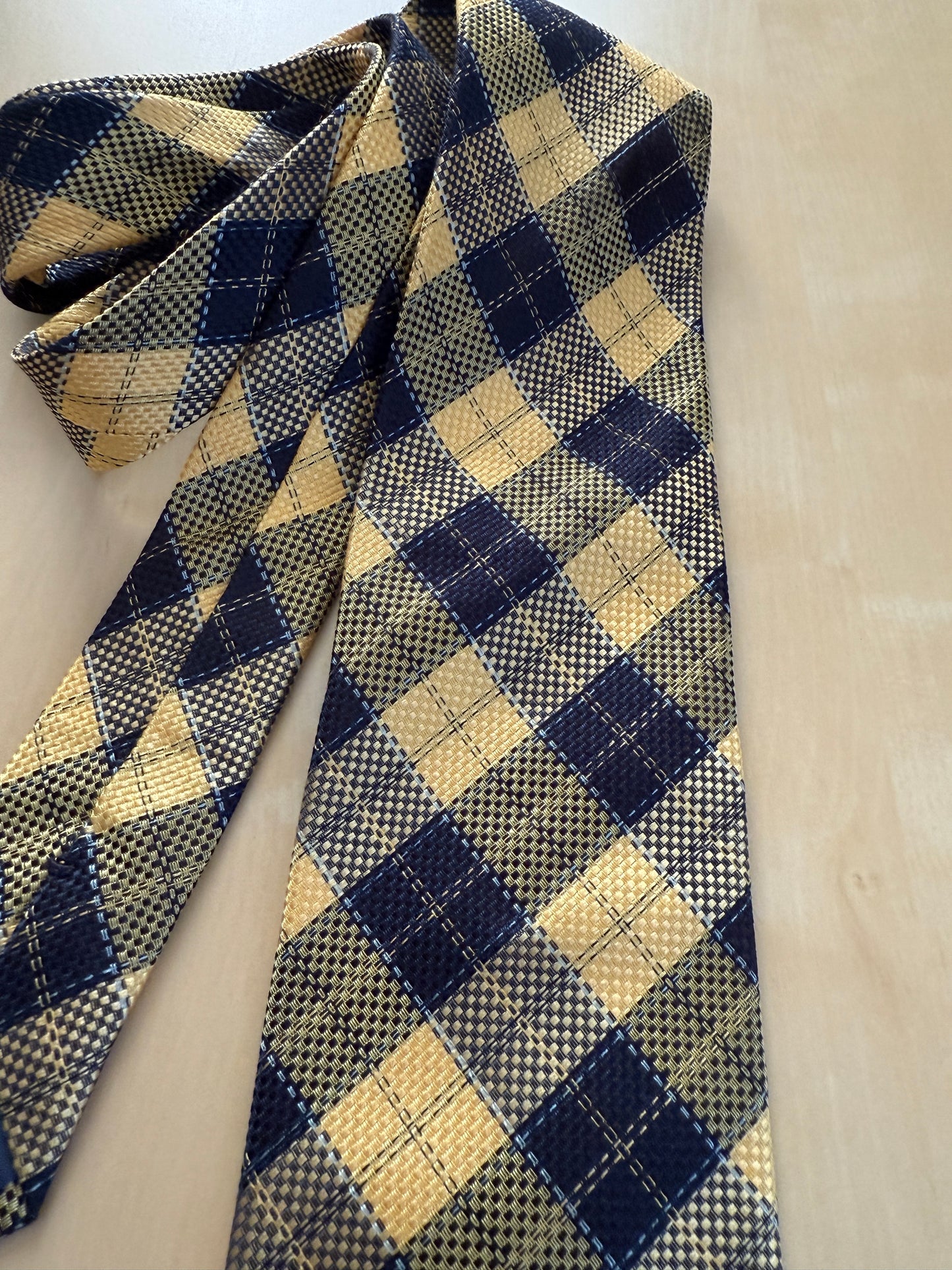 Cravatta Church’s tartan giallo e blu