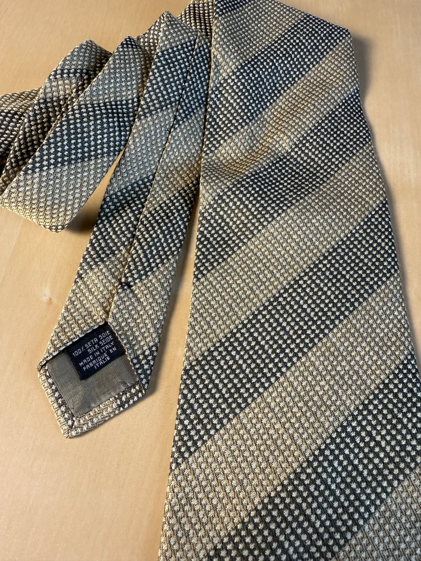 Cravatta Emporio Armani vintage in seta piquet regimental