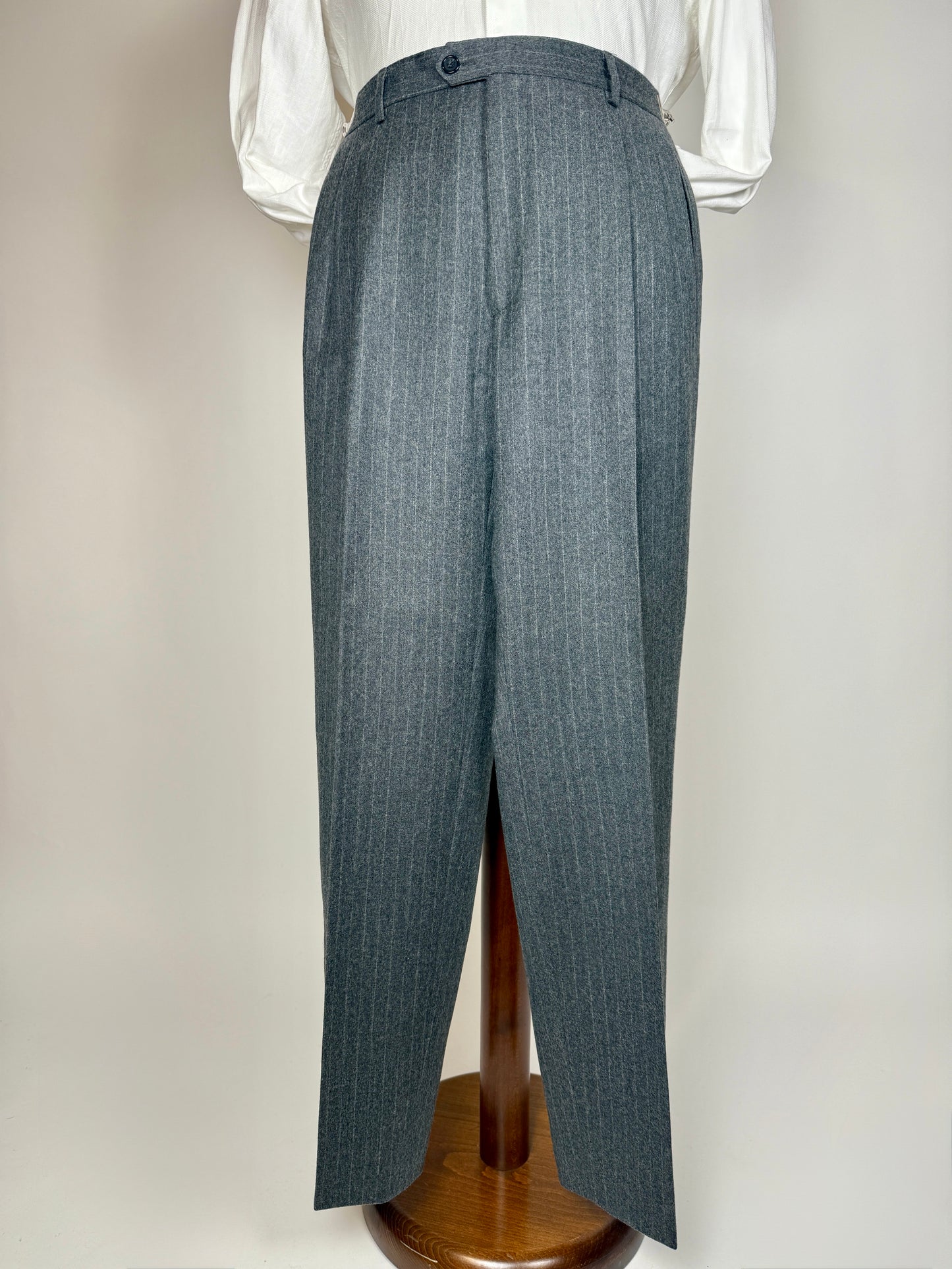 Completo doppiopetto flanella grigio gessato anni ‘80/‘90 - tg. 48/50, drop alto