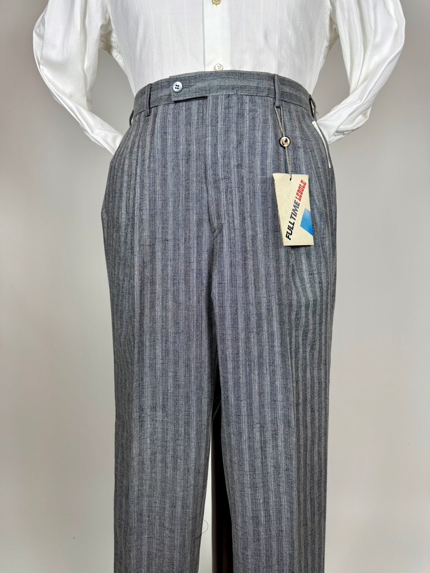 Pantaloni anni '80 grigio chiaro misto lana viscosa e seta (NOS) - tg. 50