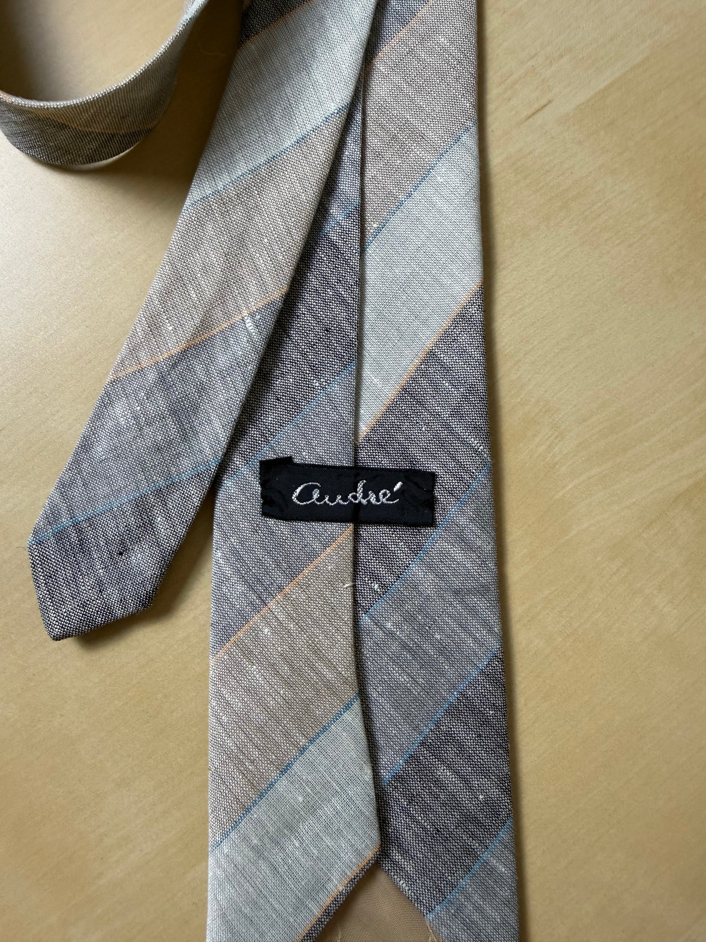Cravatta vintage in lino grigio chiaro