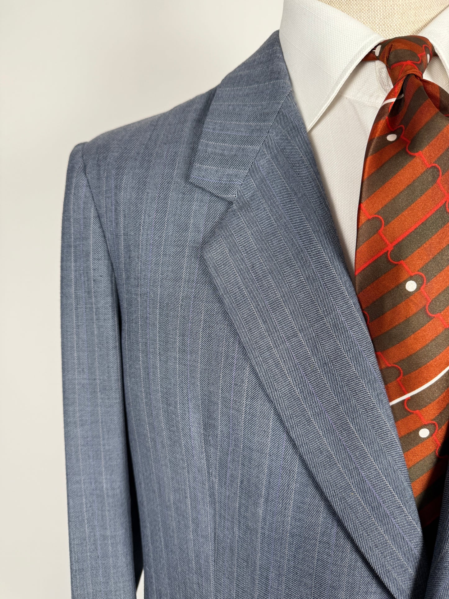 Completo sartoriale anni ‘60/'70 in grisaglia color carta da zucchero gessato - tg. 50/52