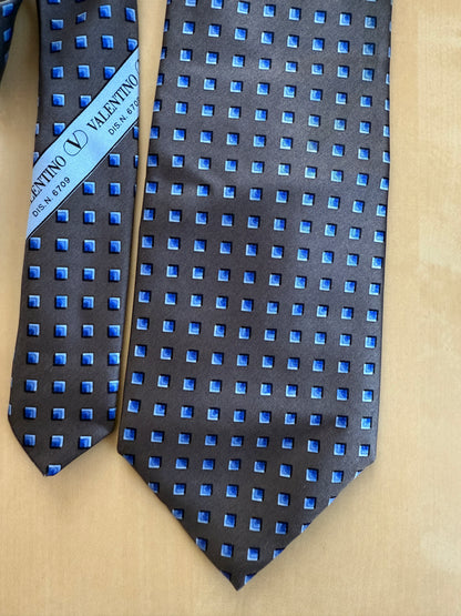 Cravatta Valentino in raso micro fantasia