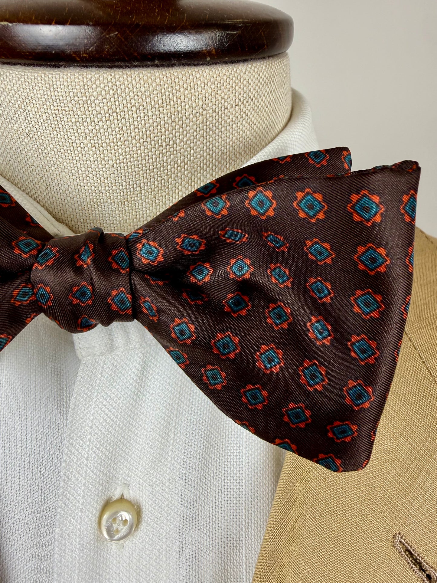 Papillon vintage marrone micro fantasia fiori