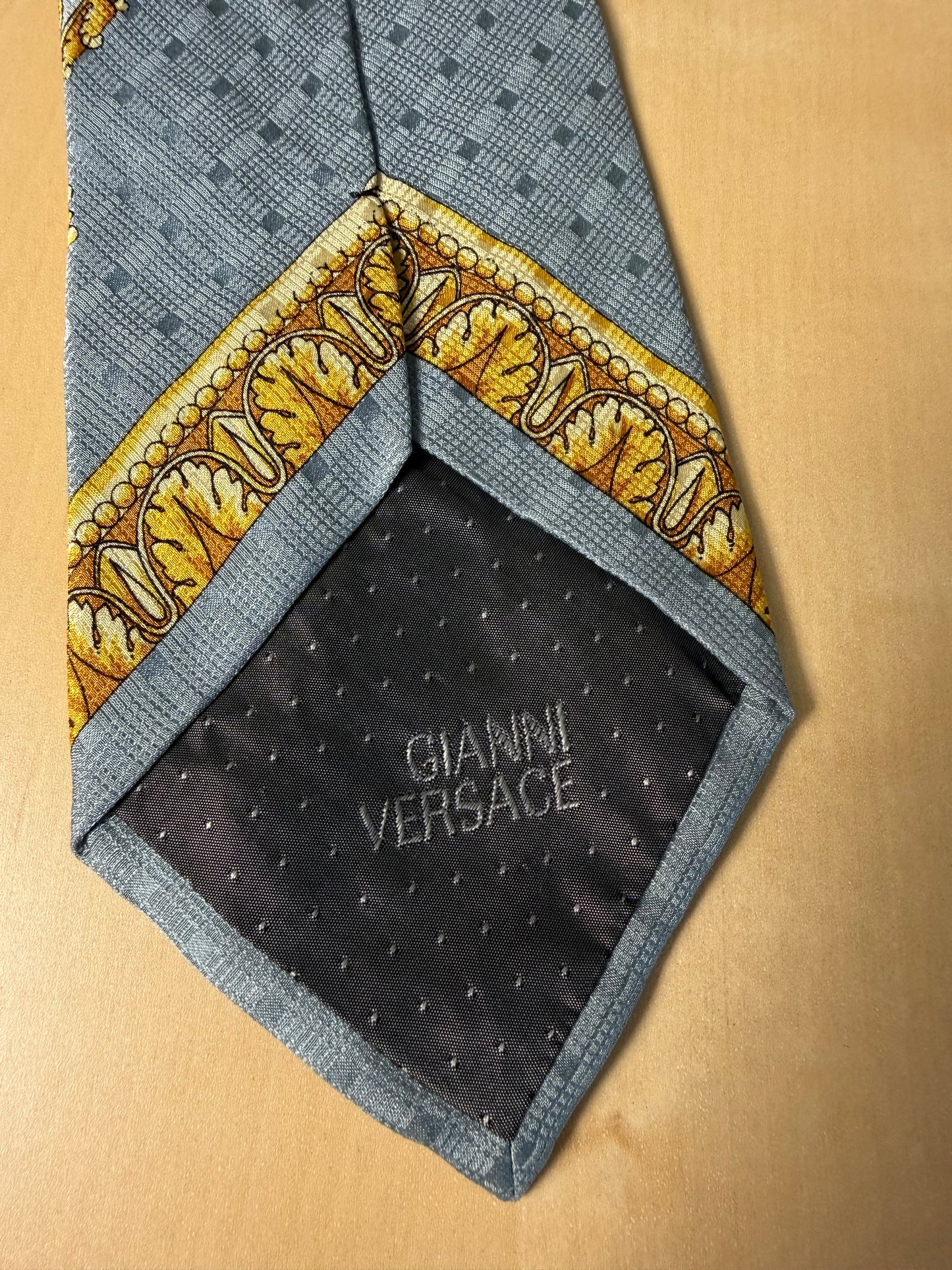 Cravatta Versace jacquard stampa barocca